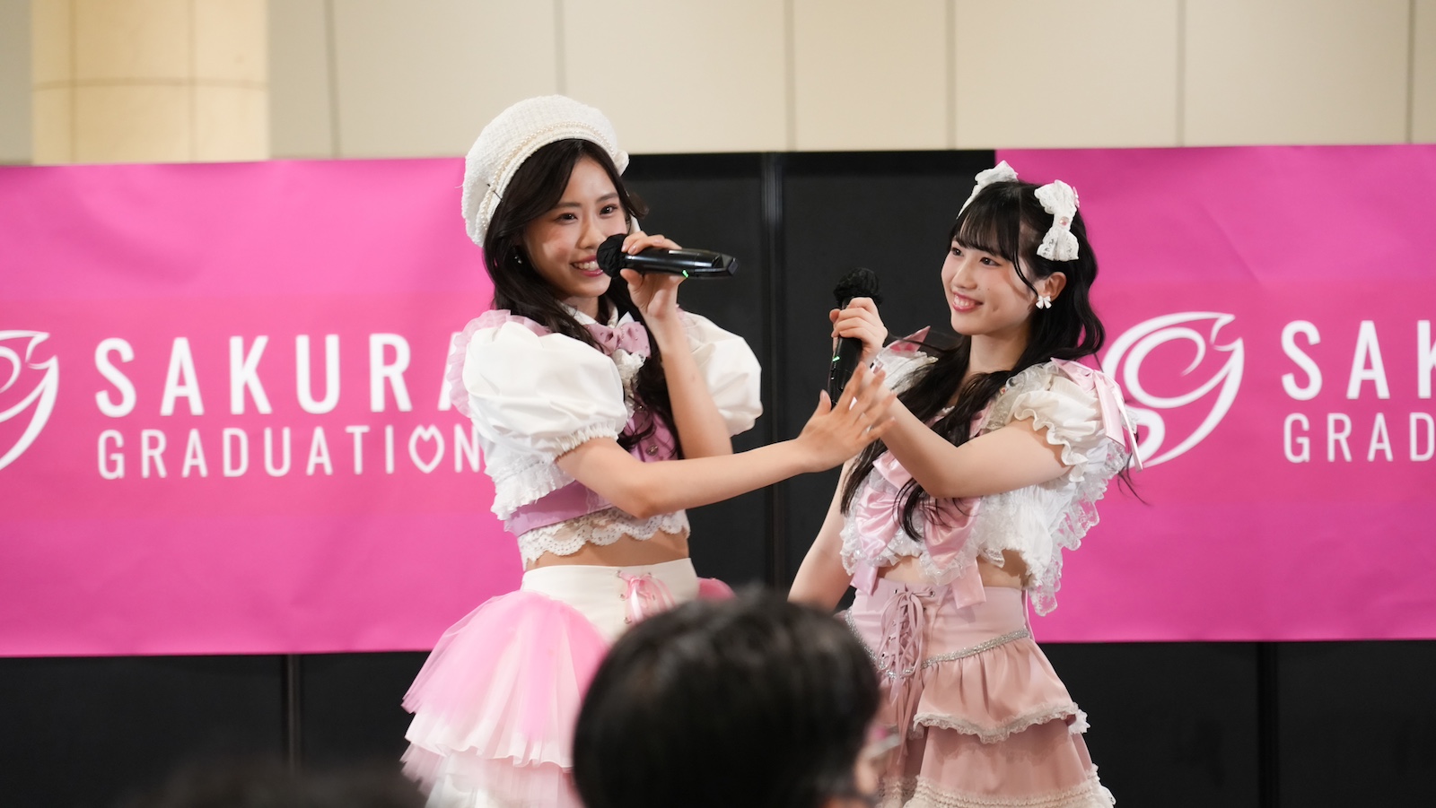 SAKURA GRADUATION・AnonとAoiの写真