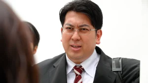 レインボーが国税局若手調査官として、1億円の税逃れを摘発！ジャンボ