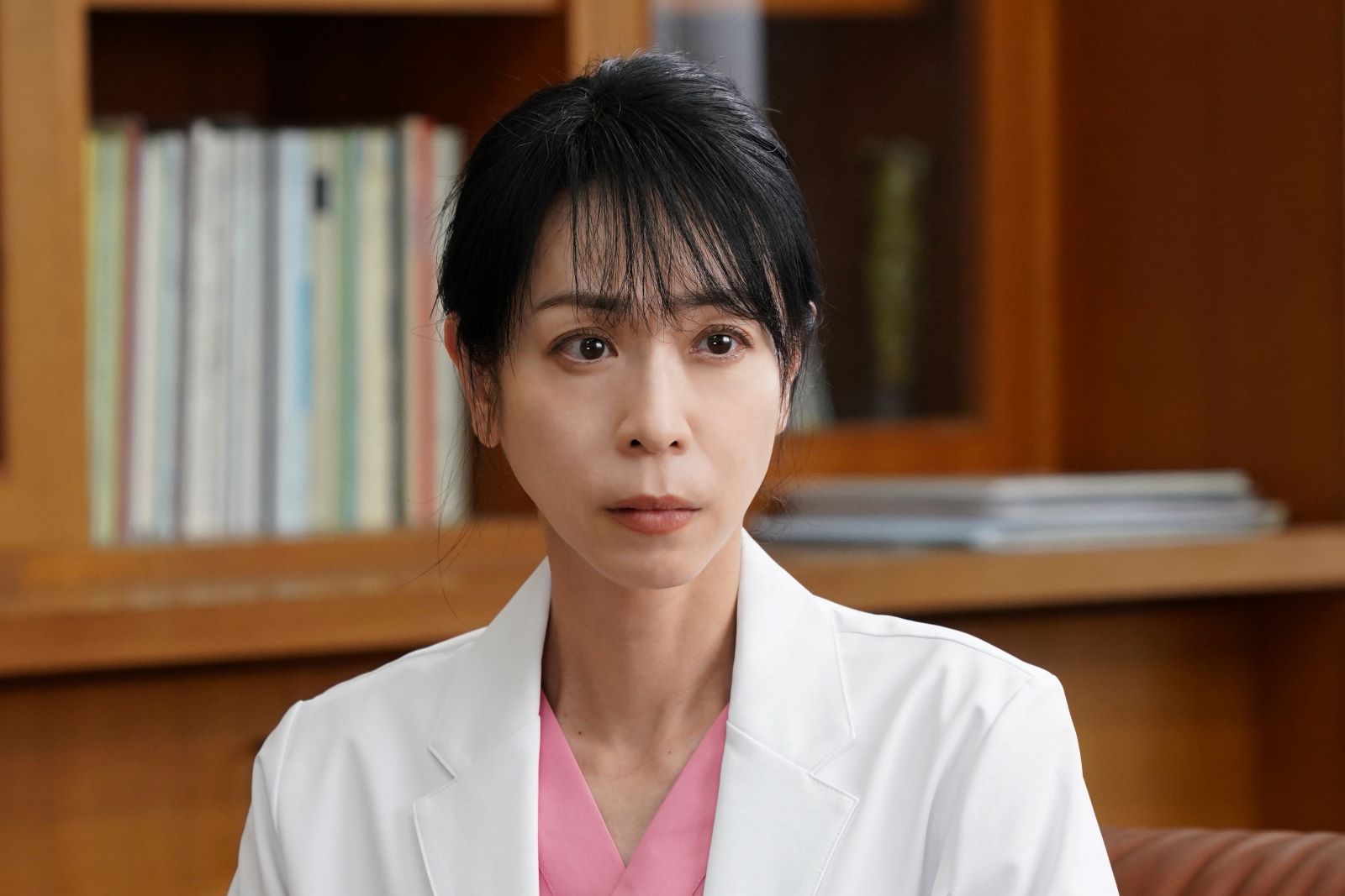 遊井亮子
