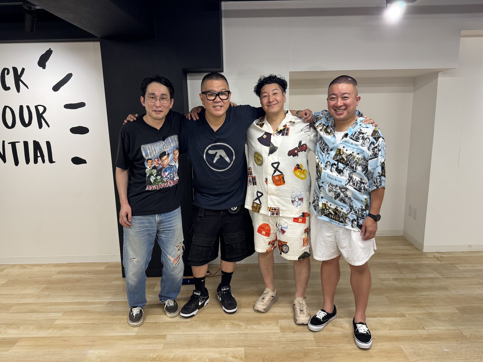 チョコレートプラネット・長田庄平と松尾駿、シソンヌ・じろうと長谷川忍の写真