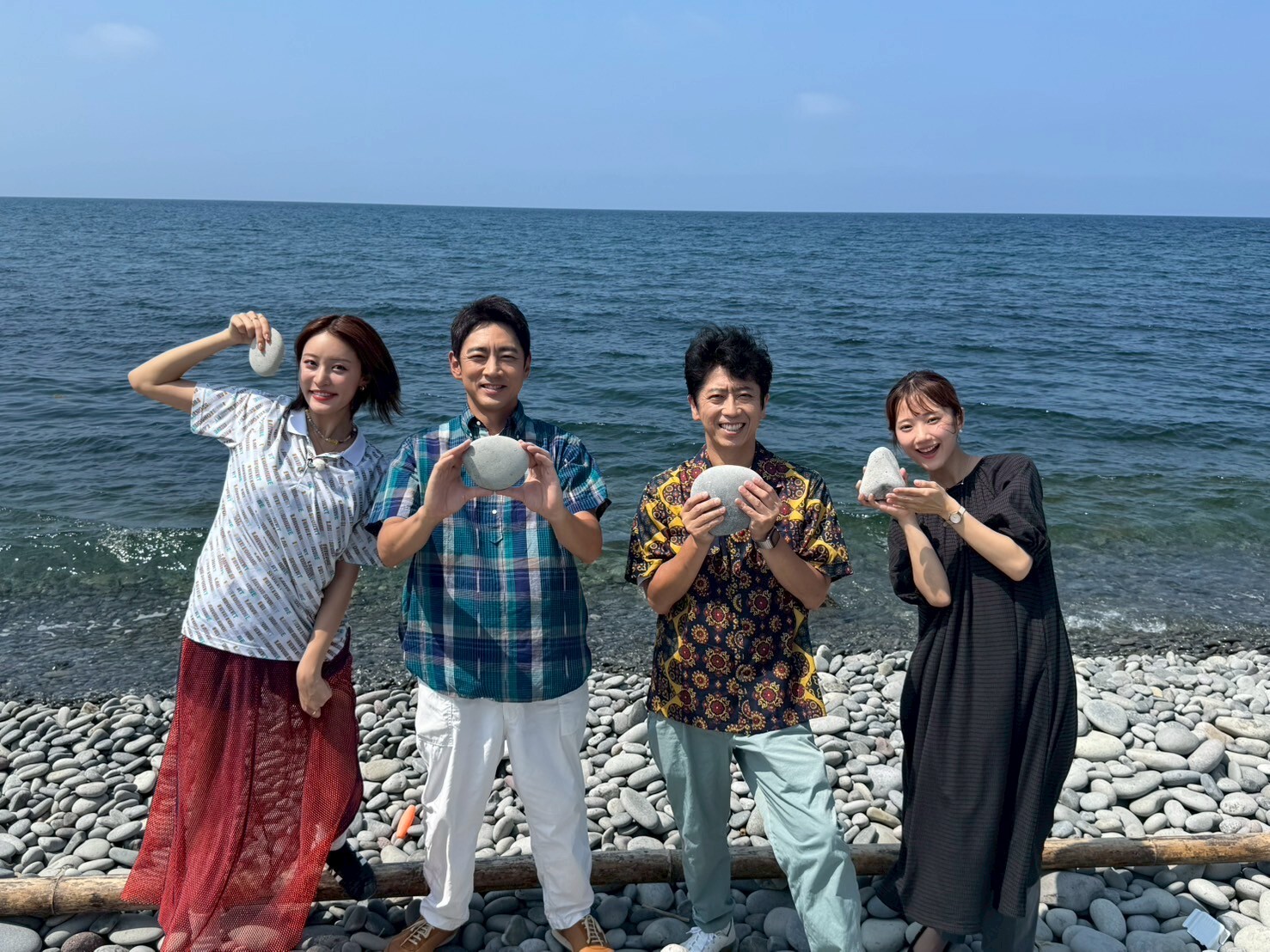 小泉孝太郎らの写真