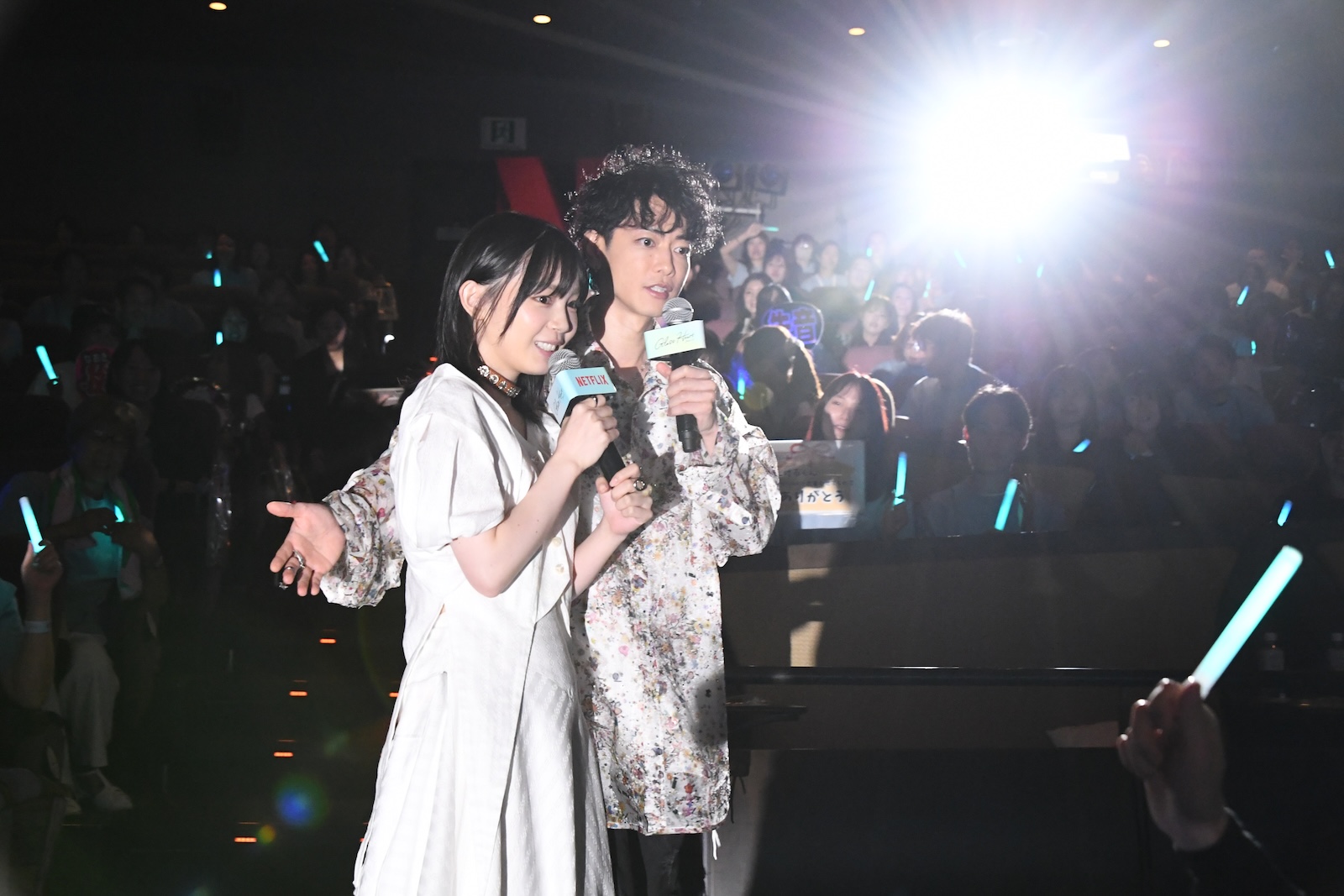 Netflixシリーズ『グラスハート』体感上映イベントに登壇した佐藤健、宮﨑優