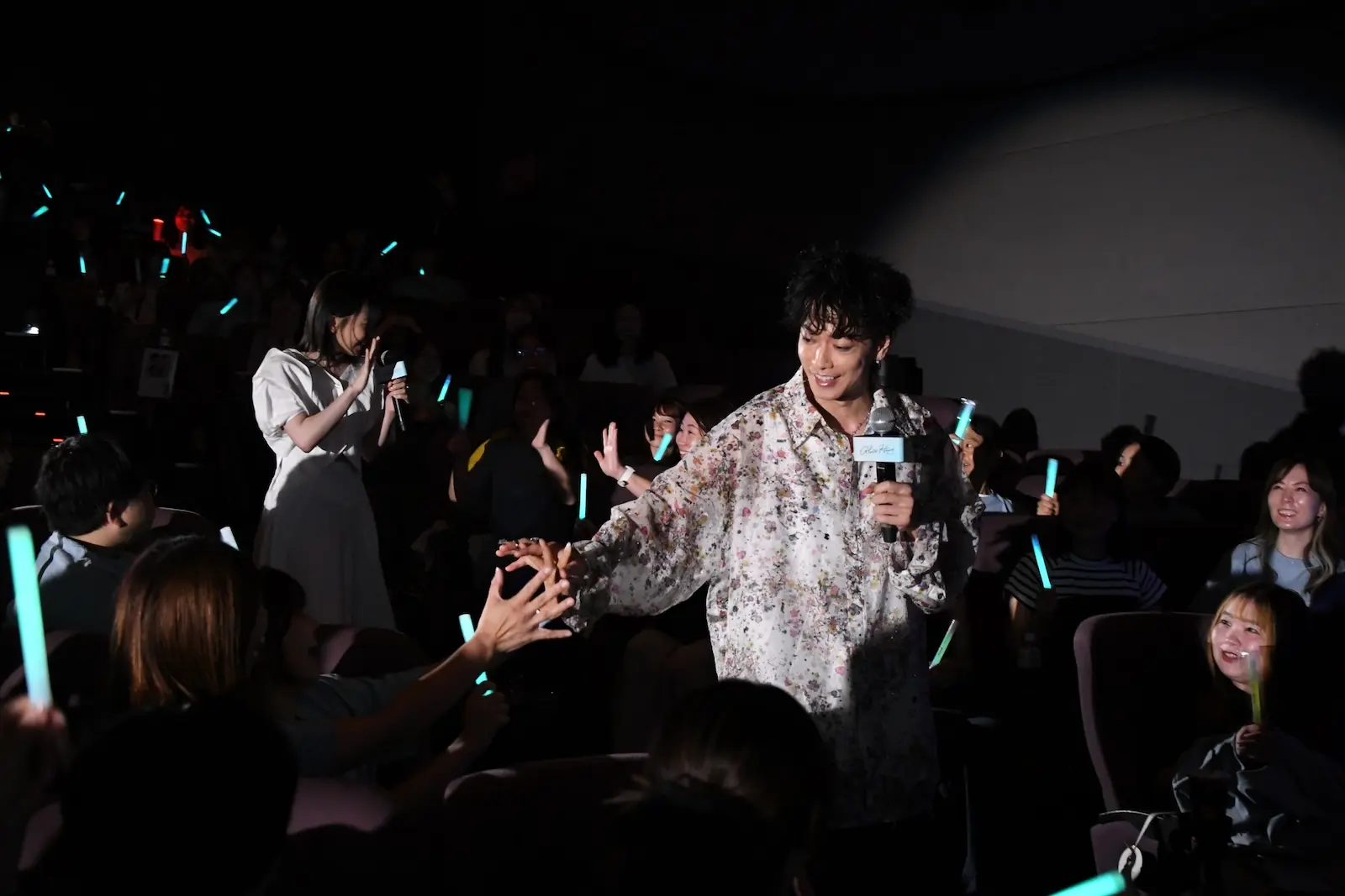 Netflixシリーズ『グラスハート』体感上映イベントが開催！ 佐藤健