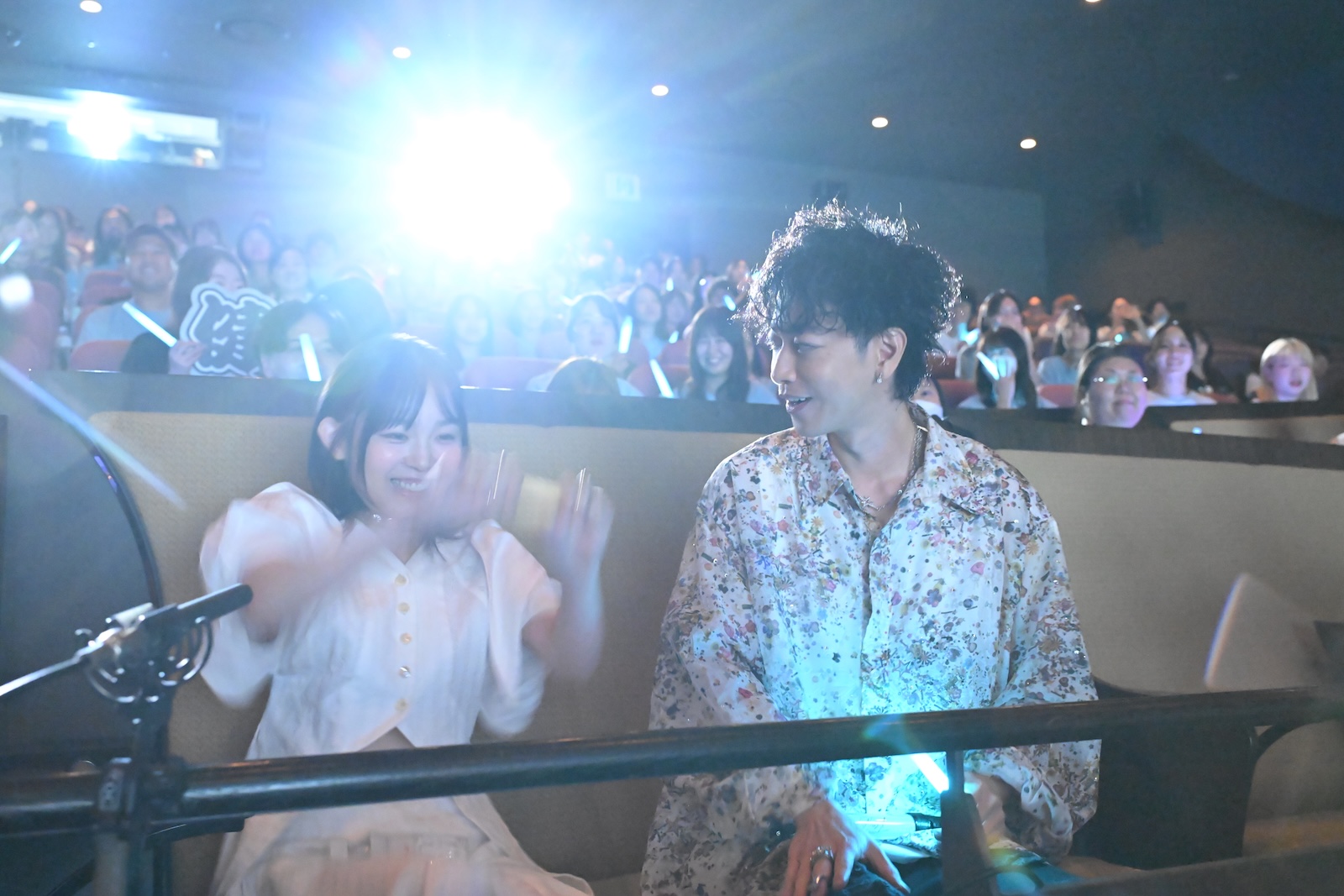 Netflixシリーズ『グラスハート』体感上映イベントに登壇した佐藤健、宮﨑優