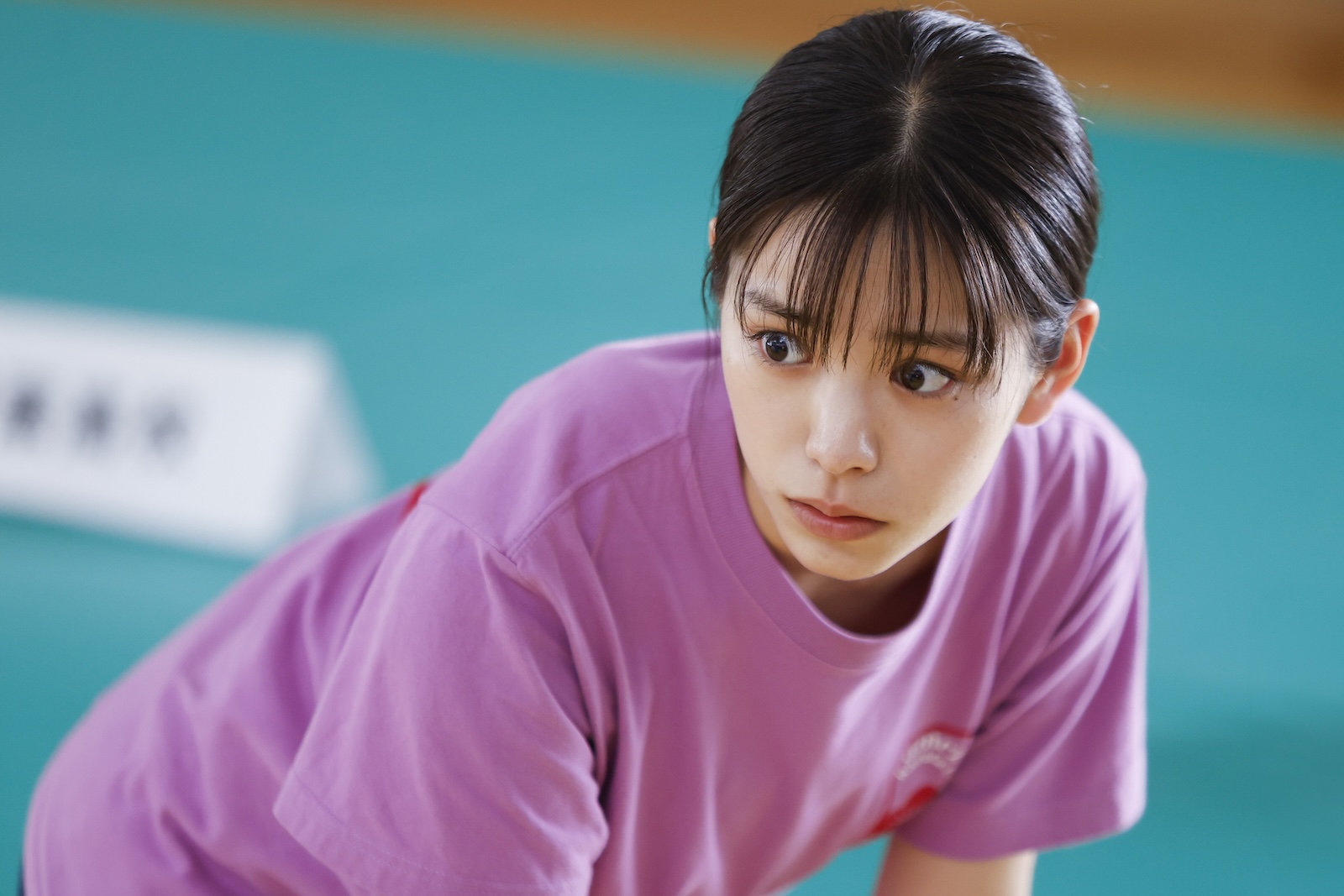 ドラマ『ちはやふる-めぐり-』に出演する當真あみ