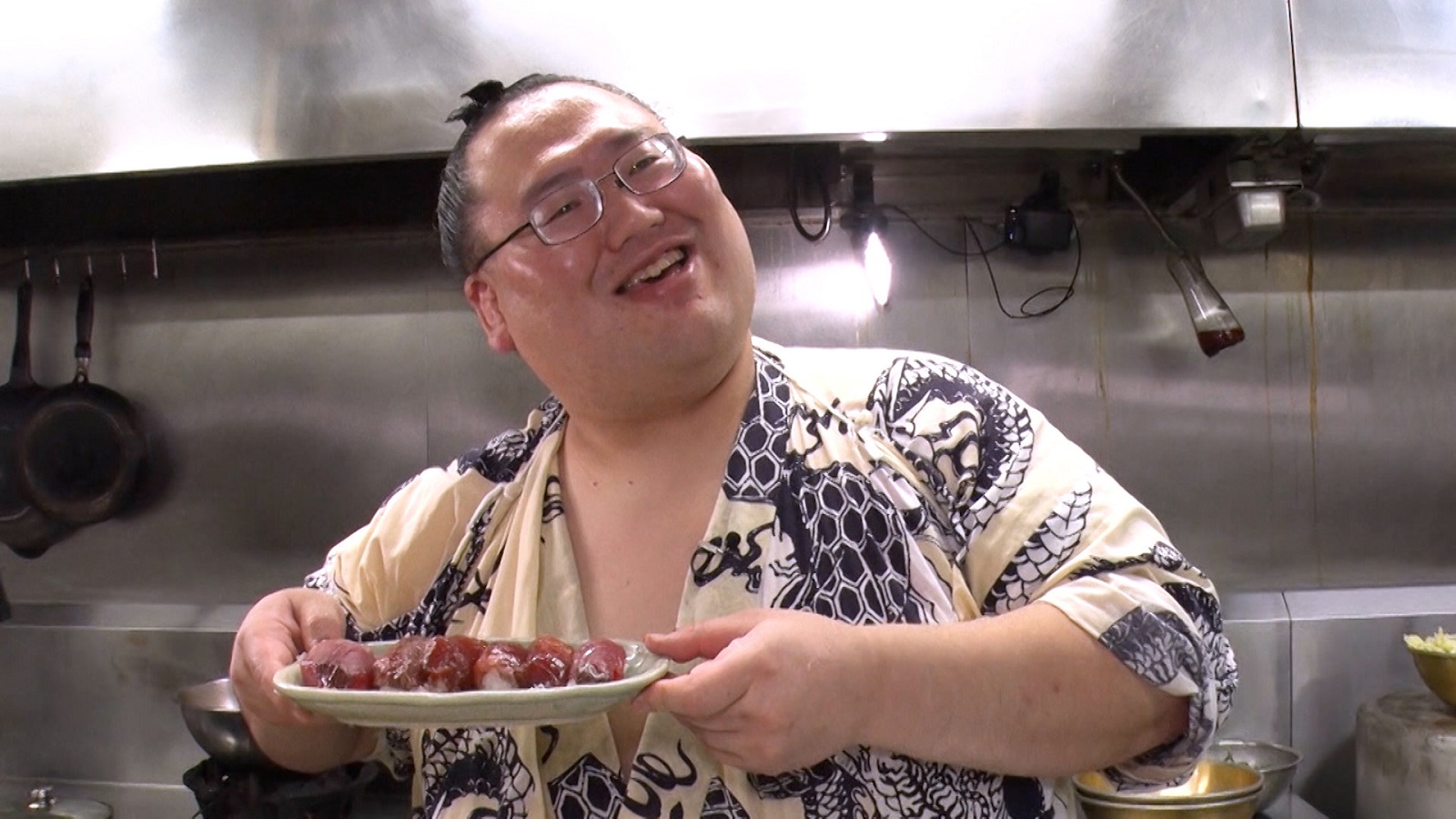玉ノ井部屋のちゃんこ長・東浪の写真