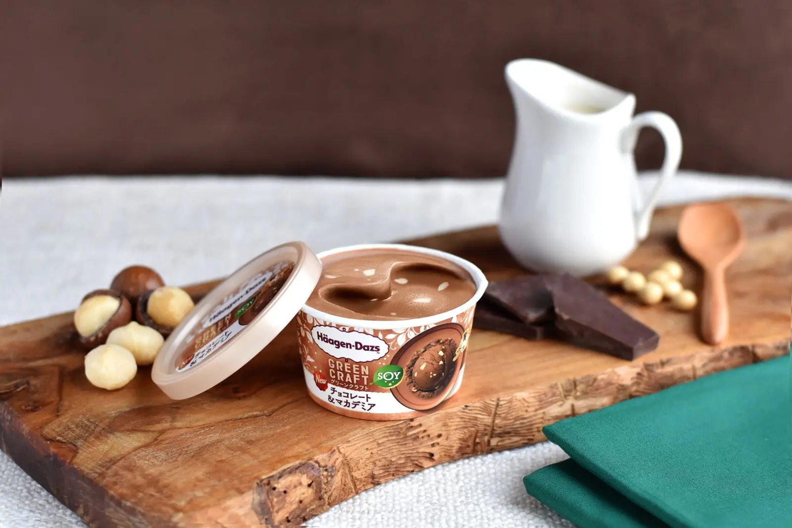 からだ思いのこだわり豆乳と濃厚チョコで自分にご褒美 ハーゲンダッツ