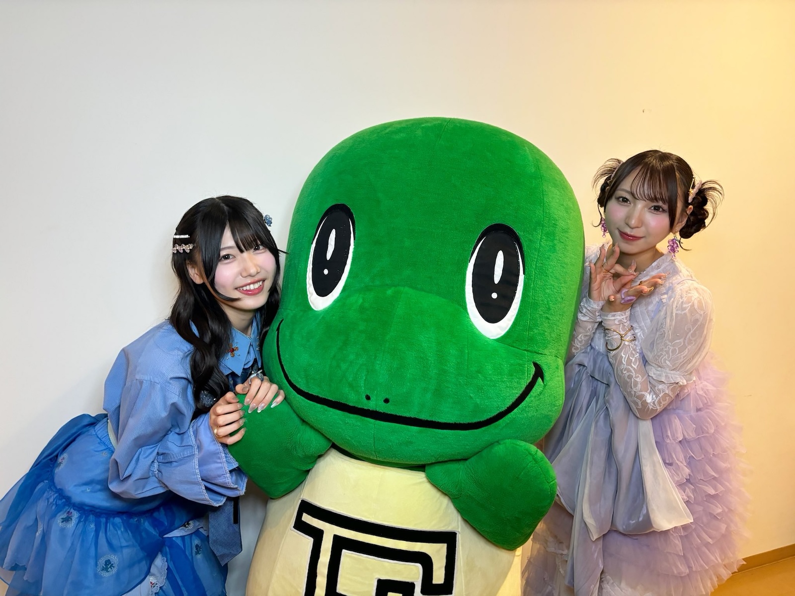 塩川莉世、奥田彩友の写真