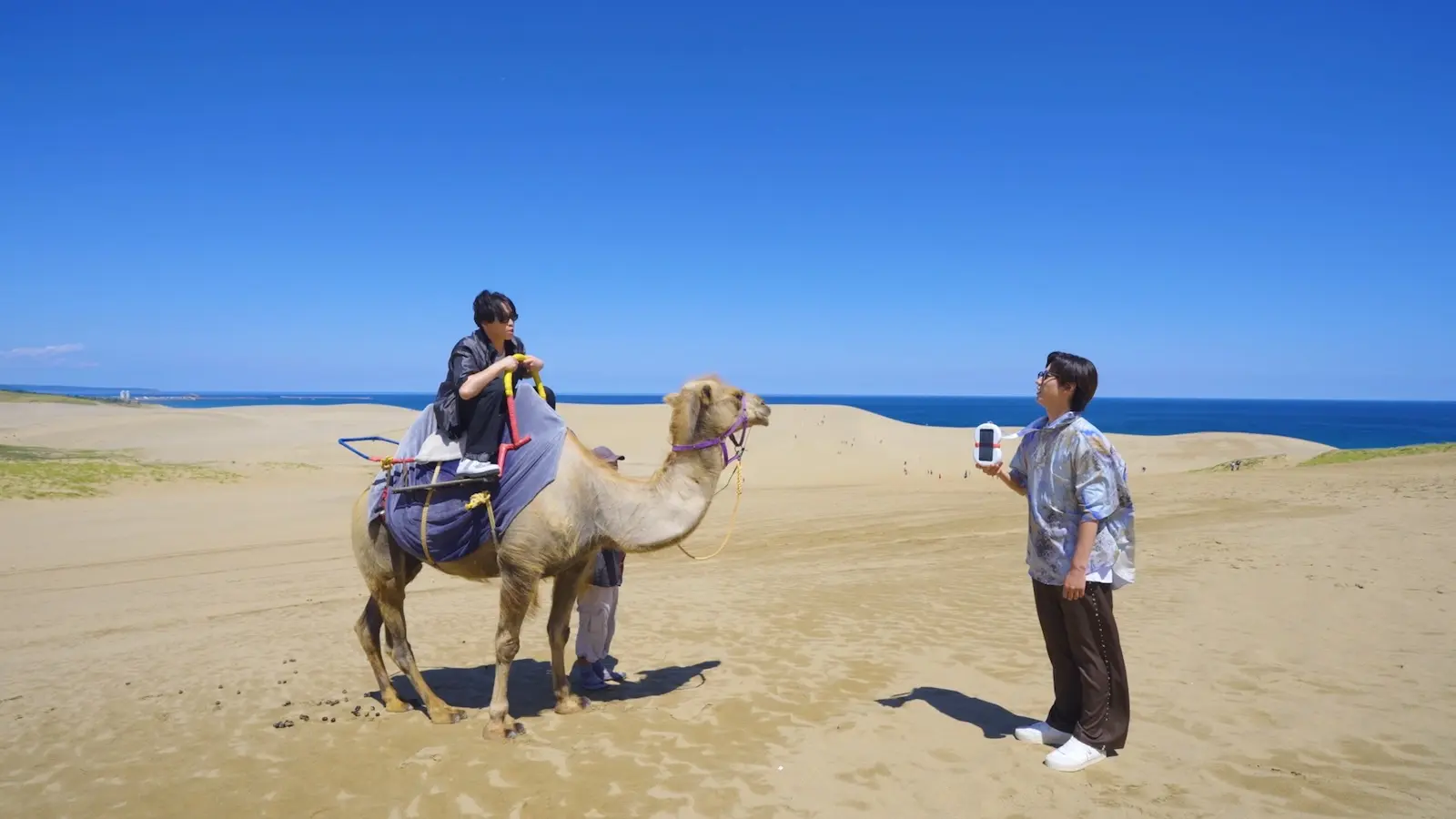 Snow Man・阿部亮平&宮舘涼太が鳥取砂丘やテーマパークを満喫！宮舘が