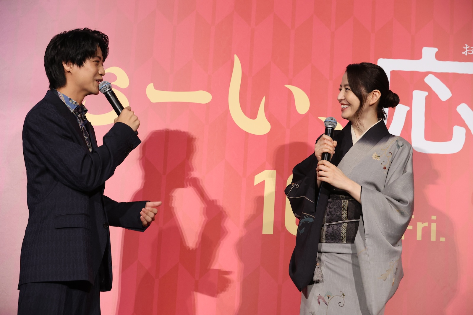 映画『おーい、応為』の完成披露上映会に登壇した髙橋海人(King & Prince)、長澤まさみ