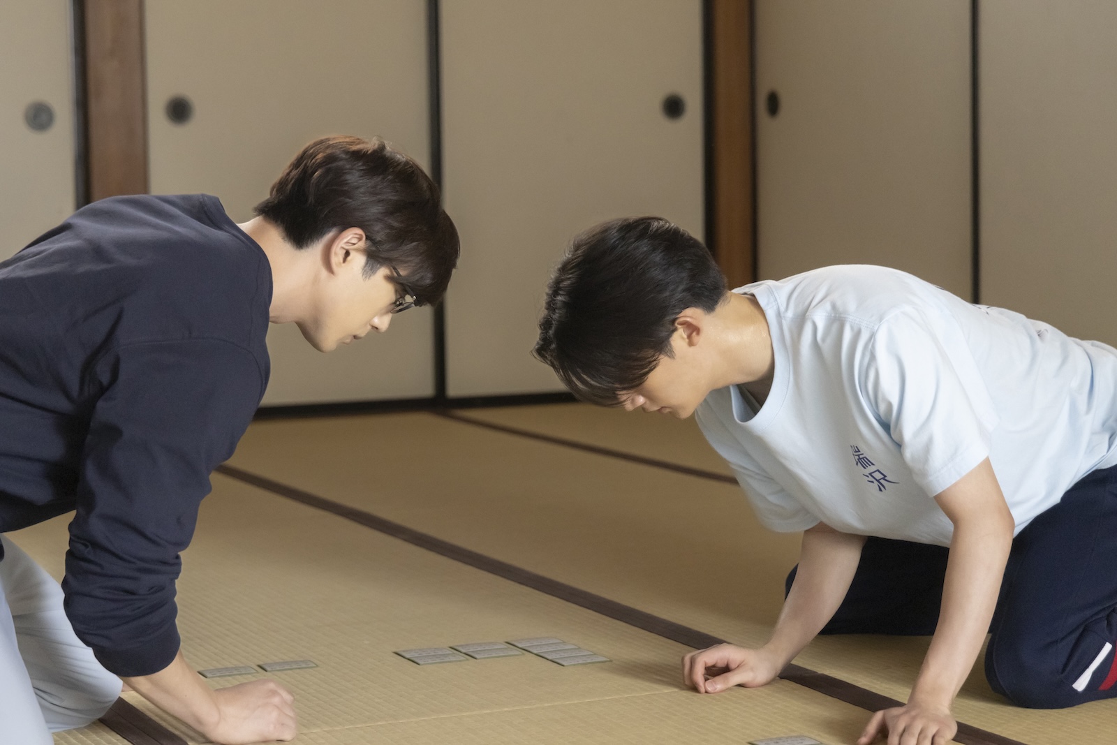 ドラマ『ちはやふる－めぐり－』に出演する新田真剣佑、藤原大祐