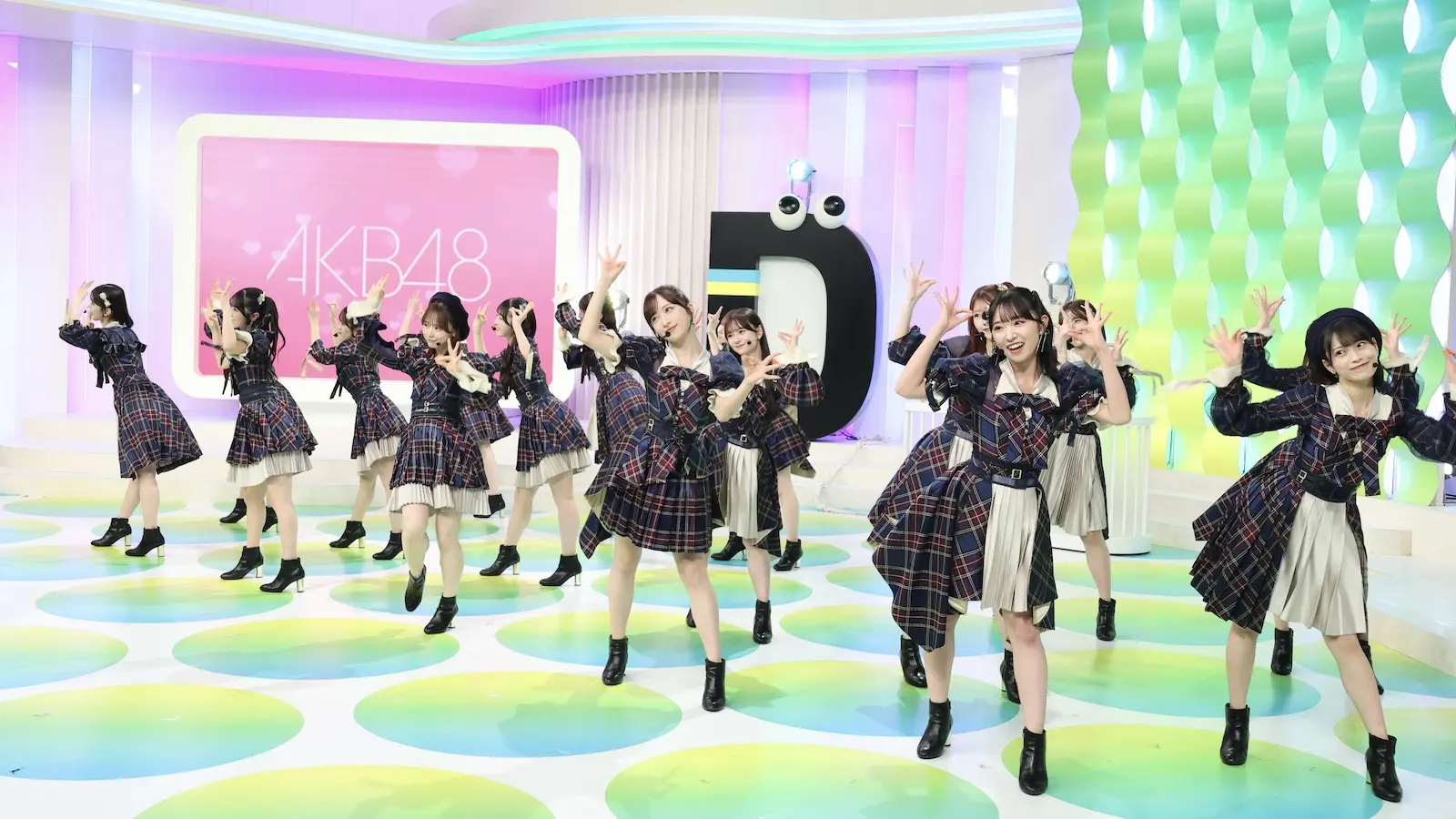 AKB48小栗有以「オリジナルの振り付けと思って踊ってたけど