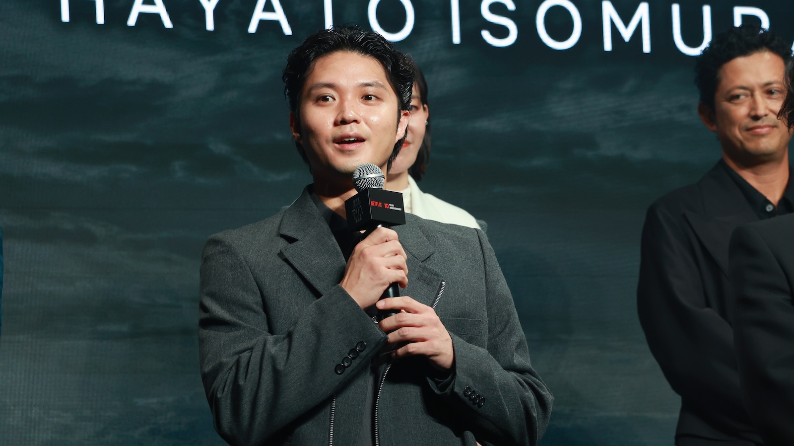 Netflixシリーズ『今際の国のアリス』グローバルファンイベントに登壇した磯村勇斗