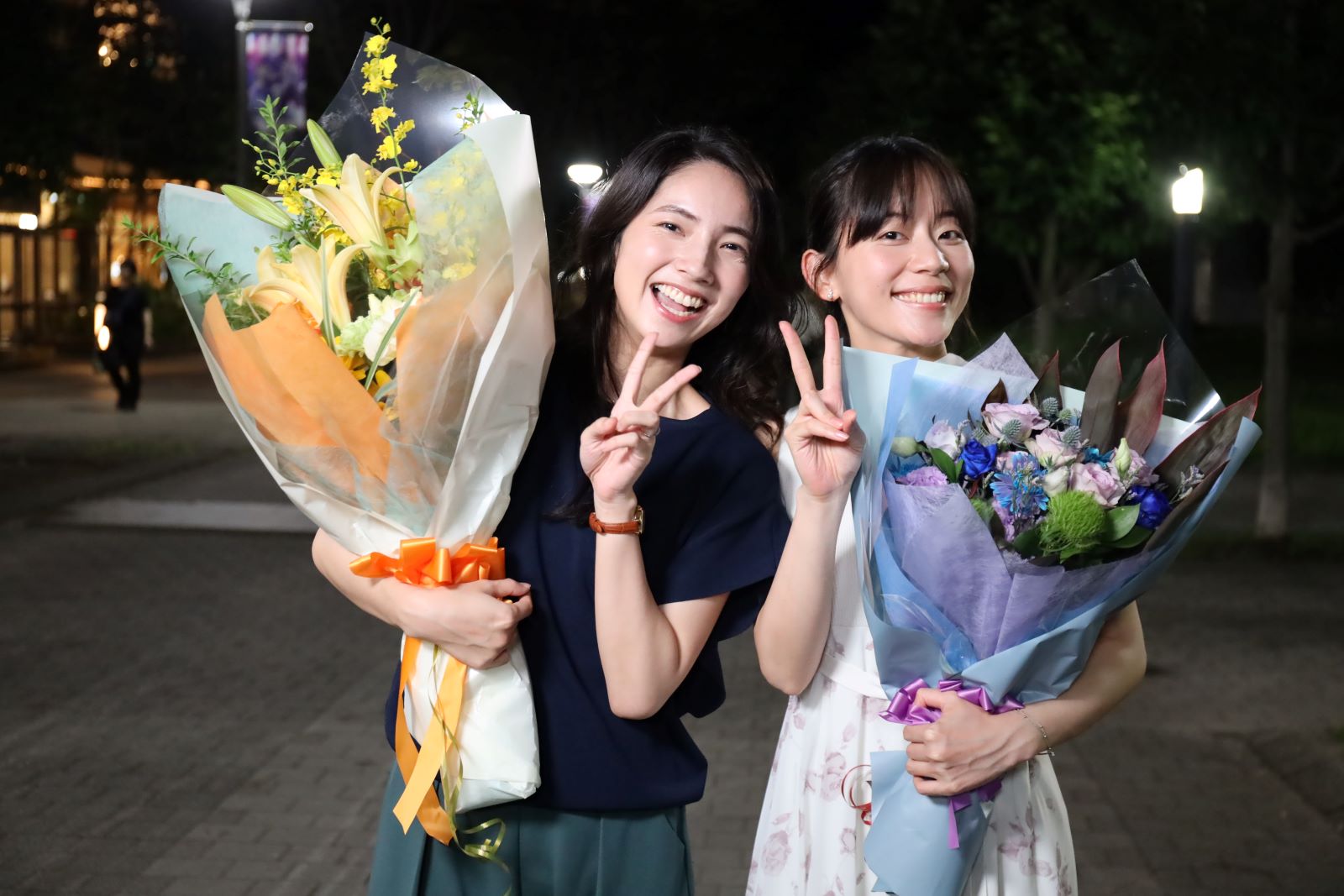 仁村紗和と大西礼芳の写真