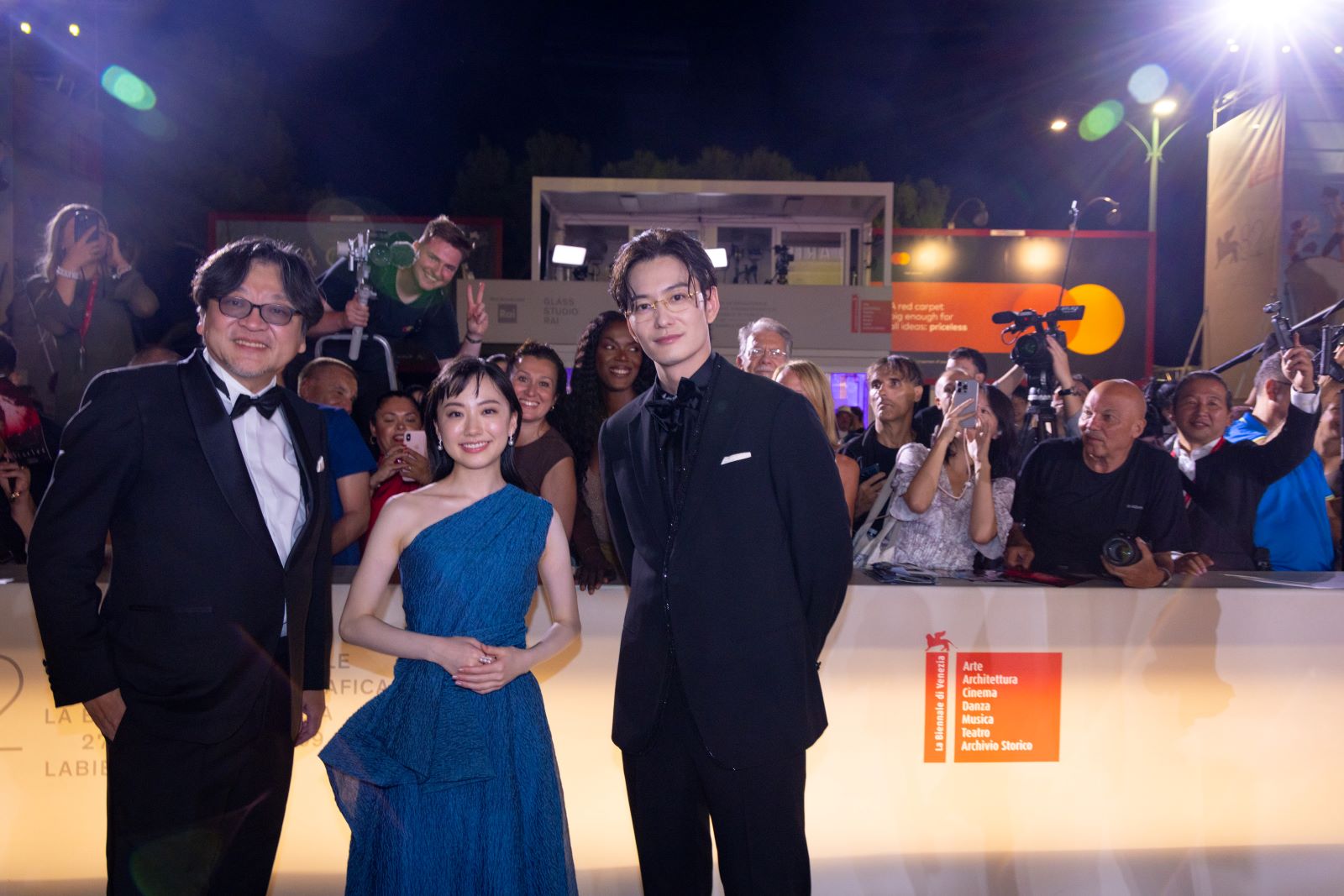 細田守・岡田将生・芦田愛菜の写真