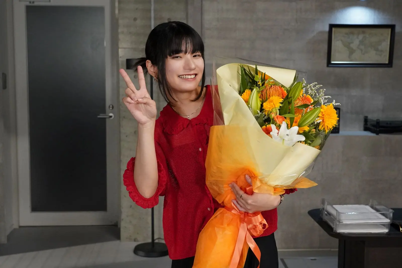 日曜ドラマ『DOCTOR PRICE』 岩田剛典、蒔田彩珠クランクランクアップ