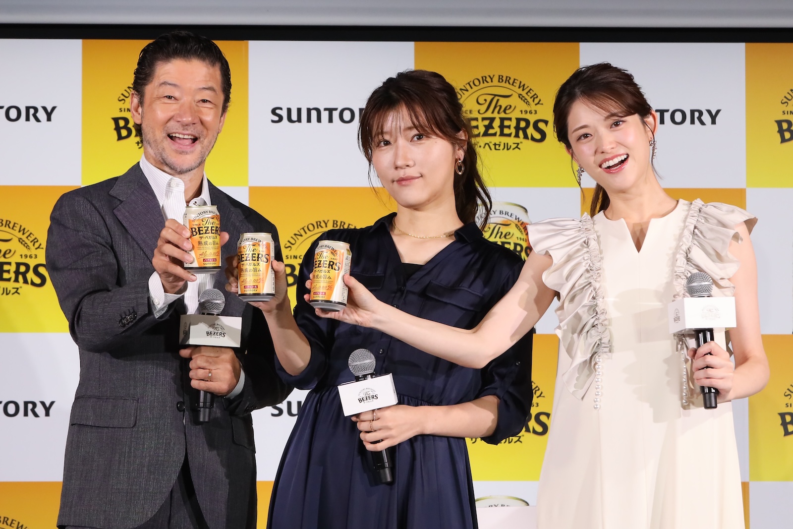 浅野忠信とヒコロヒーと松村沙友理の写真