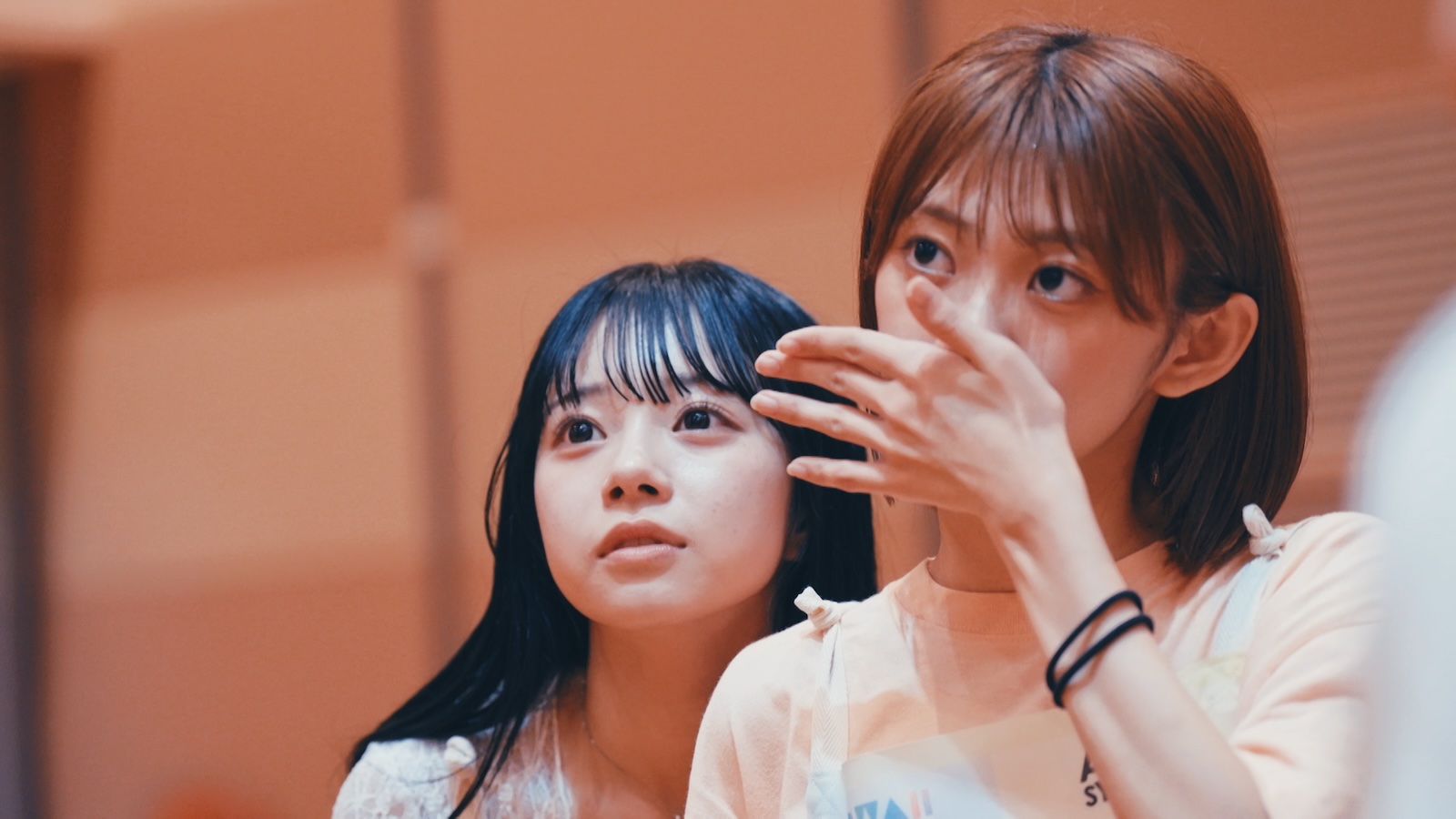 増田彩乃、板倉可奈の写真