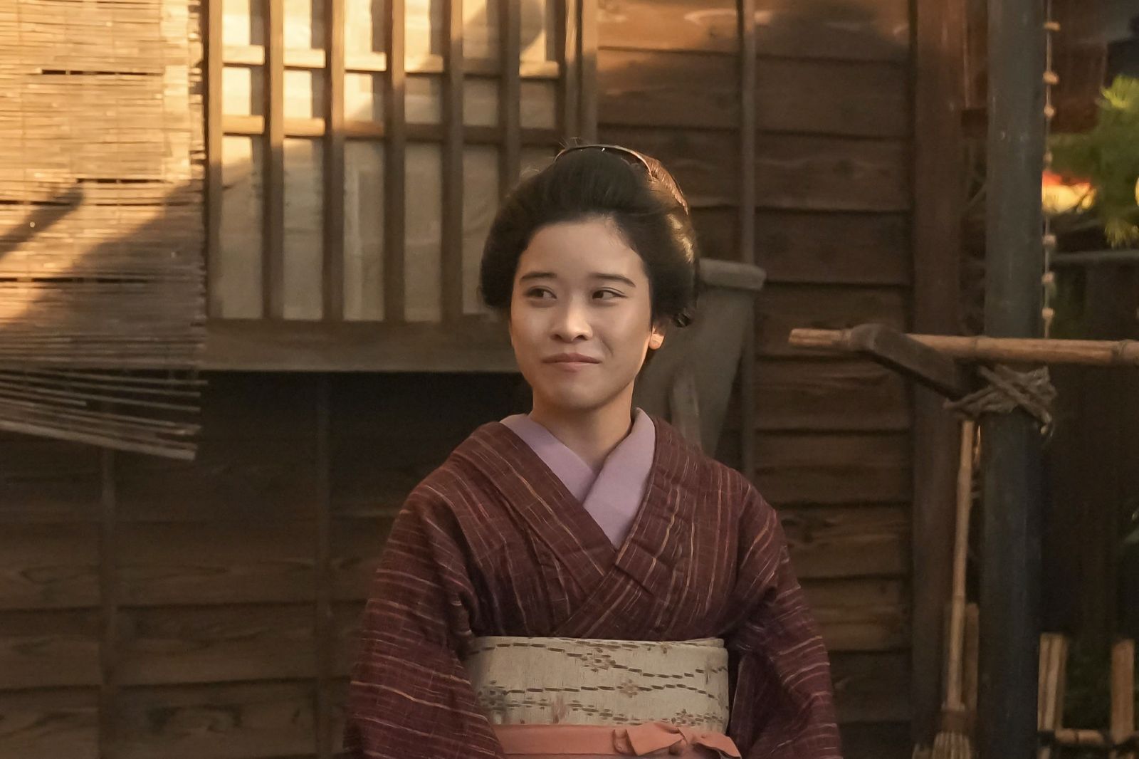 野津サワ役・円井わんの写真