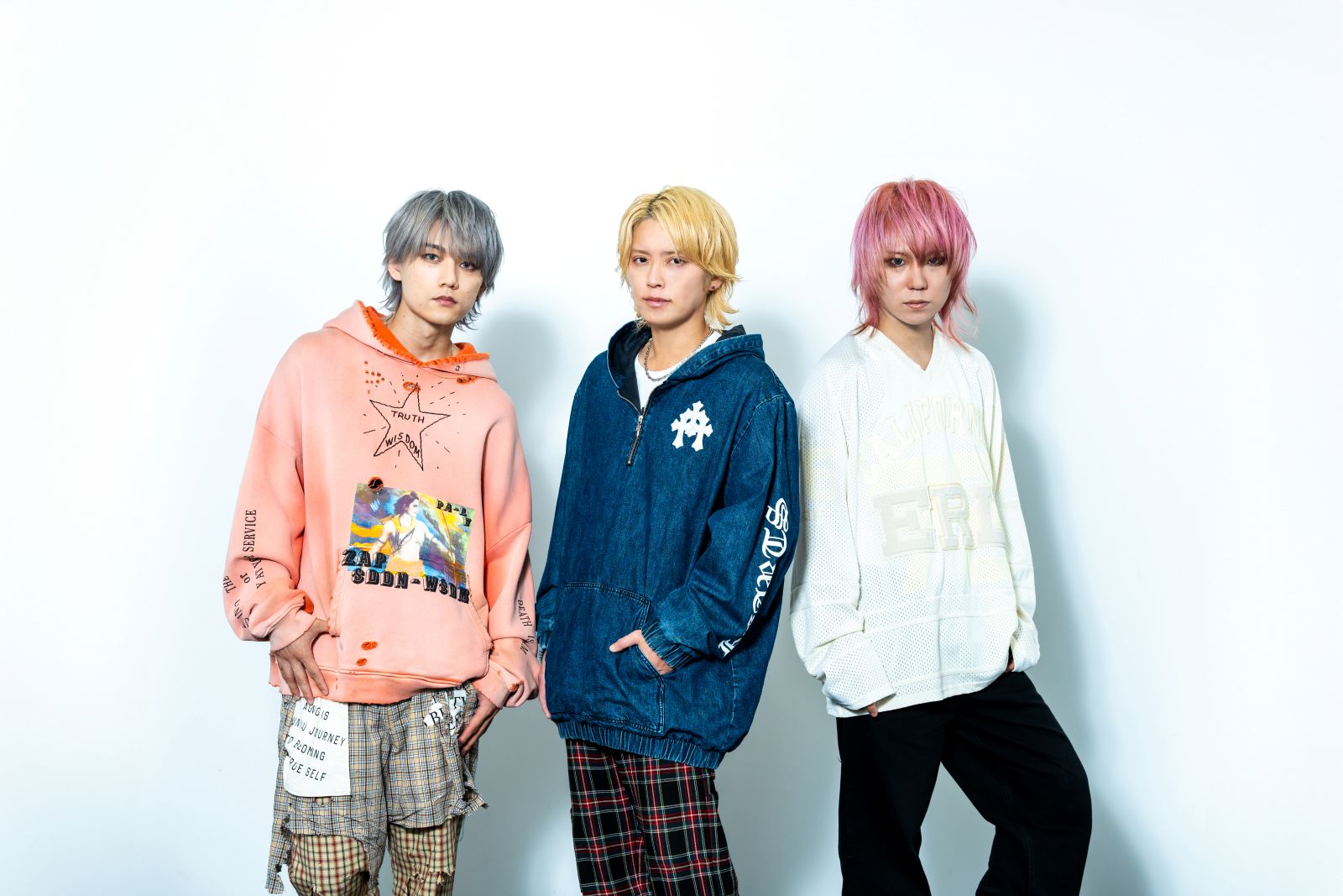 T.N.Tの写真