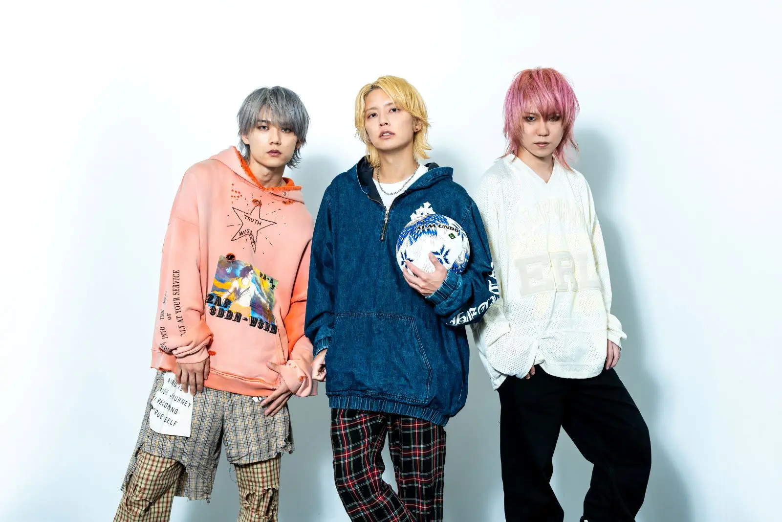 第104回 全国高校サッカー選手権大会 主題歌が3人組バンド「T.N.T」の