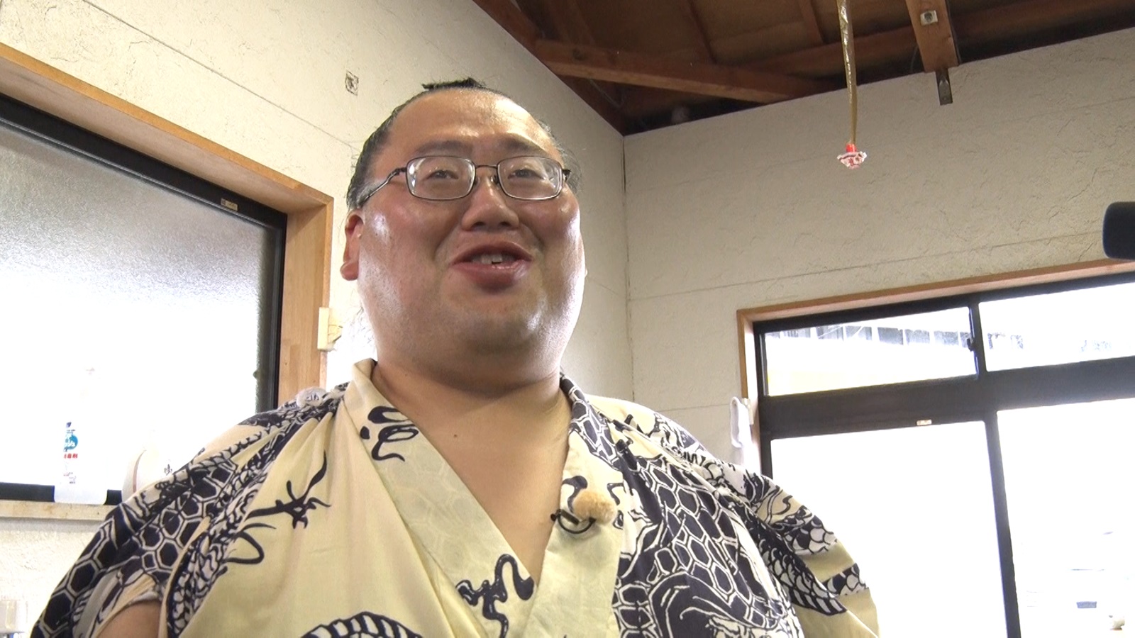 ちゃんこ長・東浪(あずまなみ)の写真