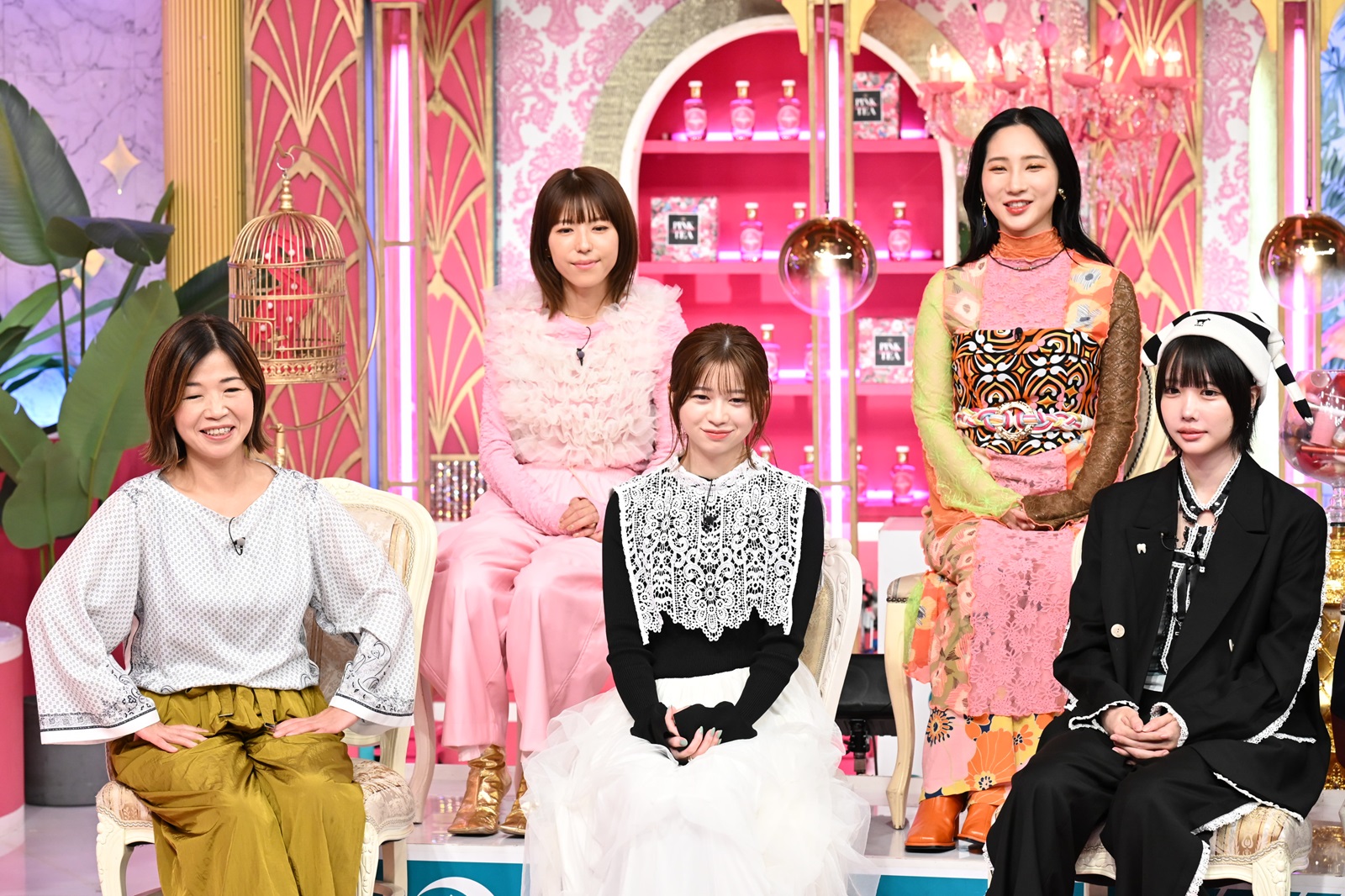 桜田ひより、大久保佳代子らの写真