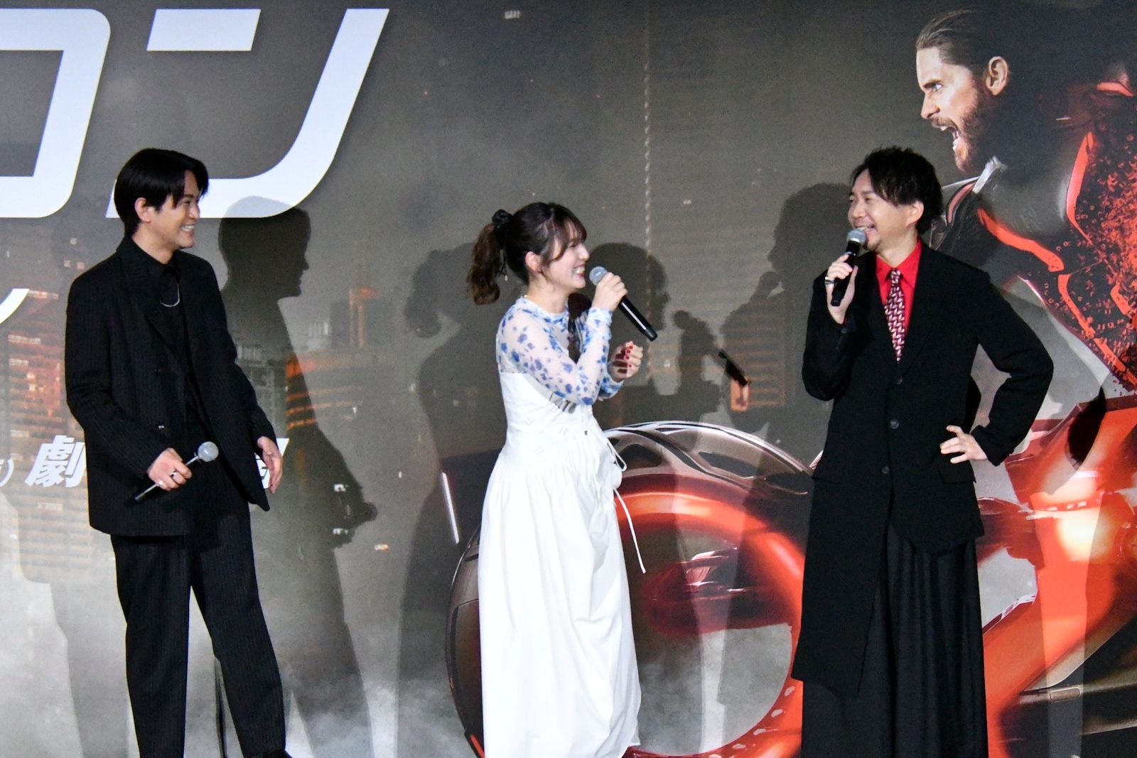 声優・石川界人、内田真礼、諏訪部順一の写真