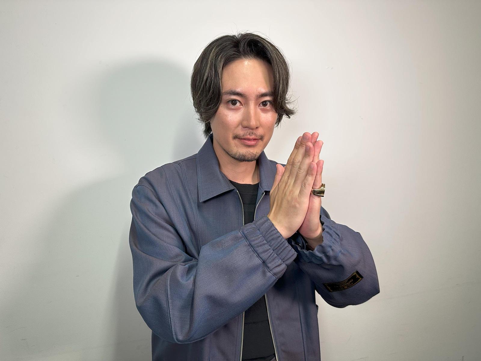 間宮祥太朗の写真