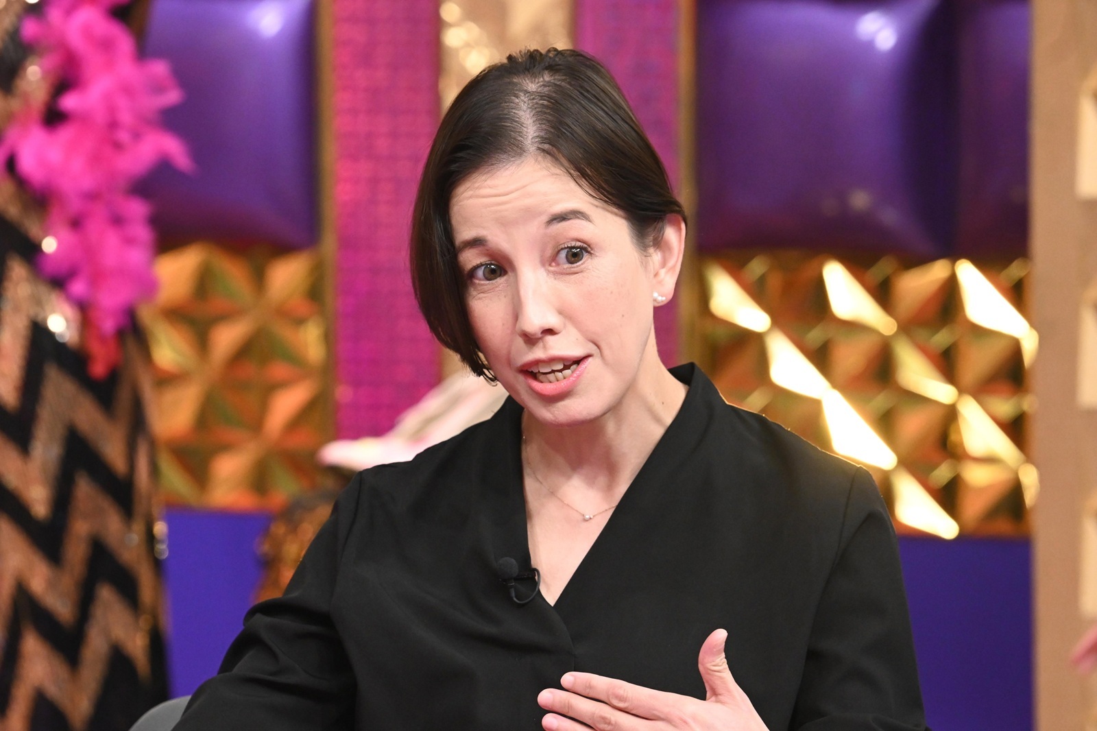 鴻巣麻里香の写真