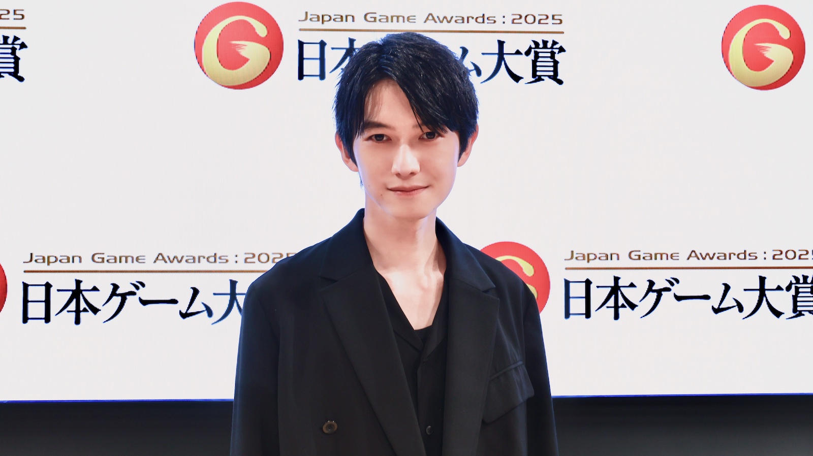 本郷奏多さんの写真