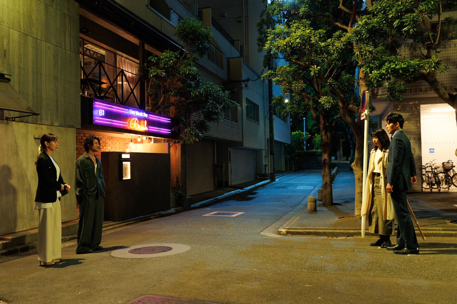 Netflixシリーズ『匿名の恋人たち』に出演する小栗旬×ハン・ヒョジュ×赤西仁×中村ゆり