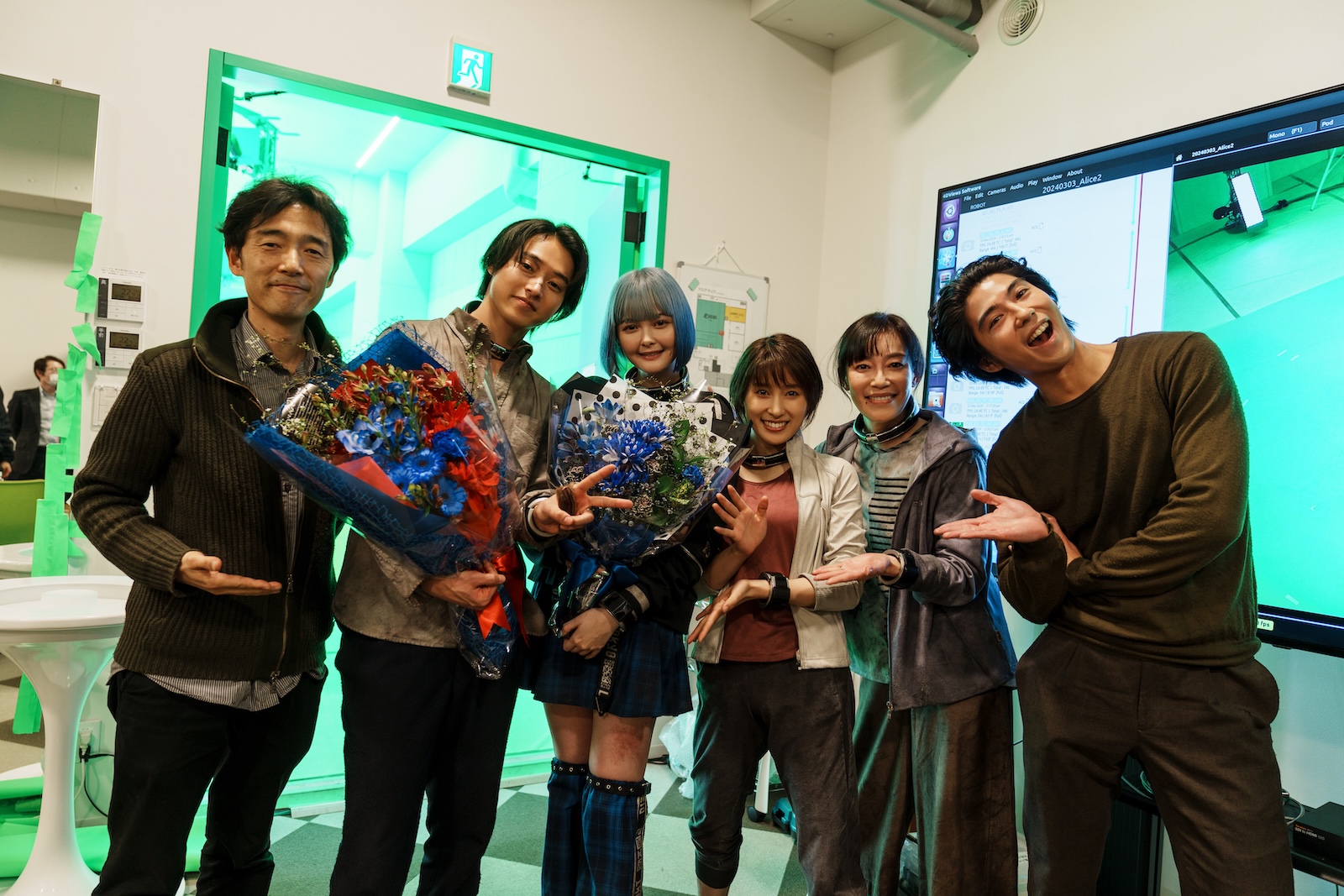 Netflixシリーズ『今際の国のアリス』に出演する山﨑賢人、土屋太鳳、玉城ティナ、須藤理彩、賀来賢人