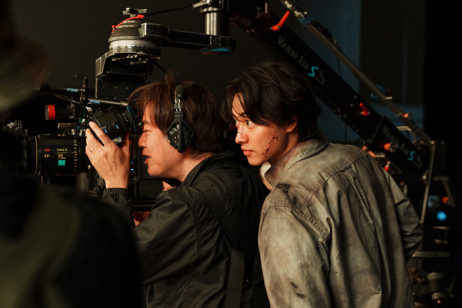 Netflixシリーズ『今際の国のアリス』に出演する山﨑賢人
