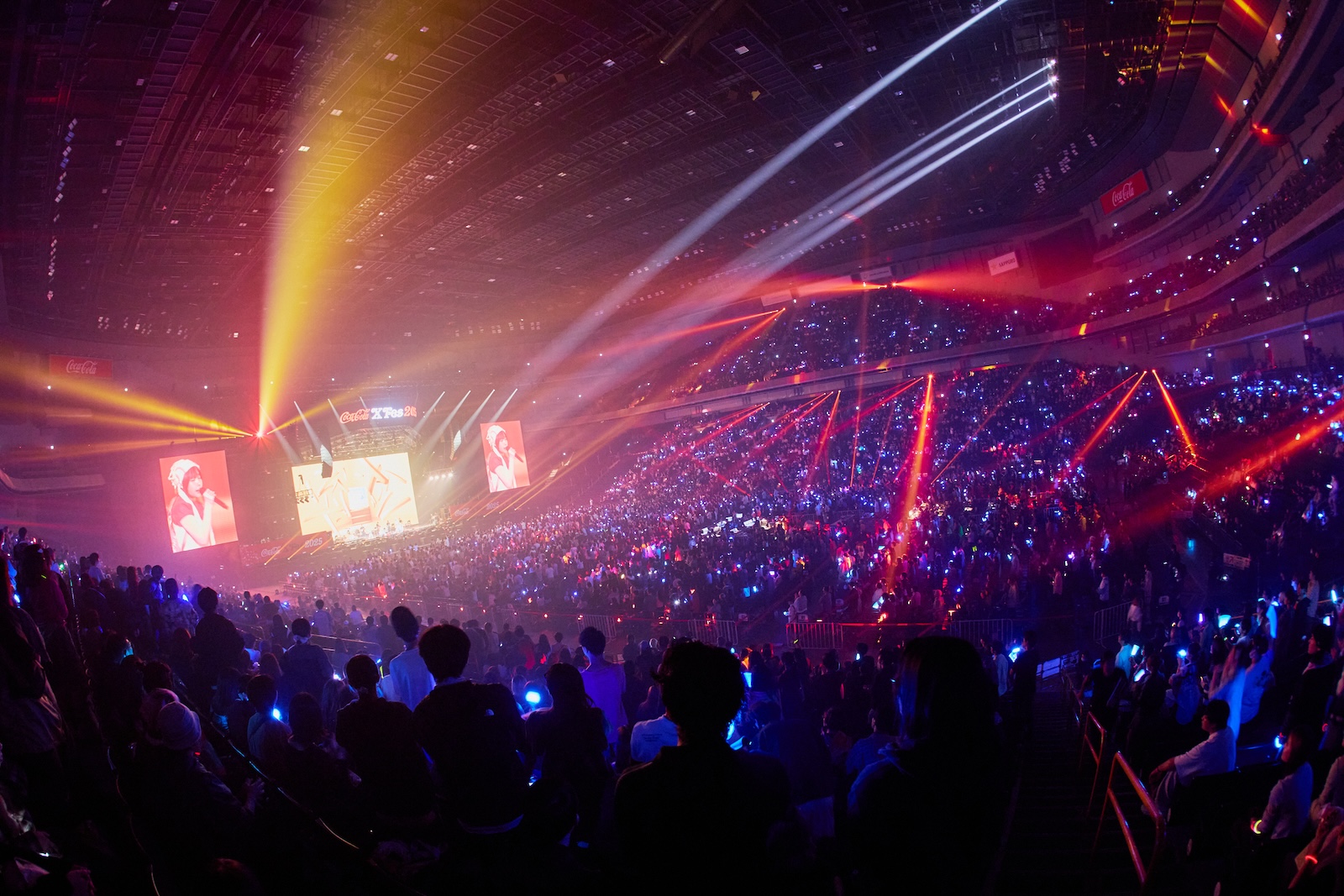 『Coca-Cola X Fes 2025』に出演したano