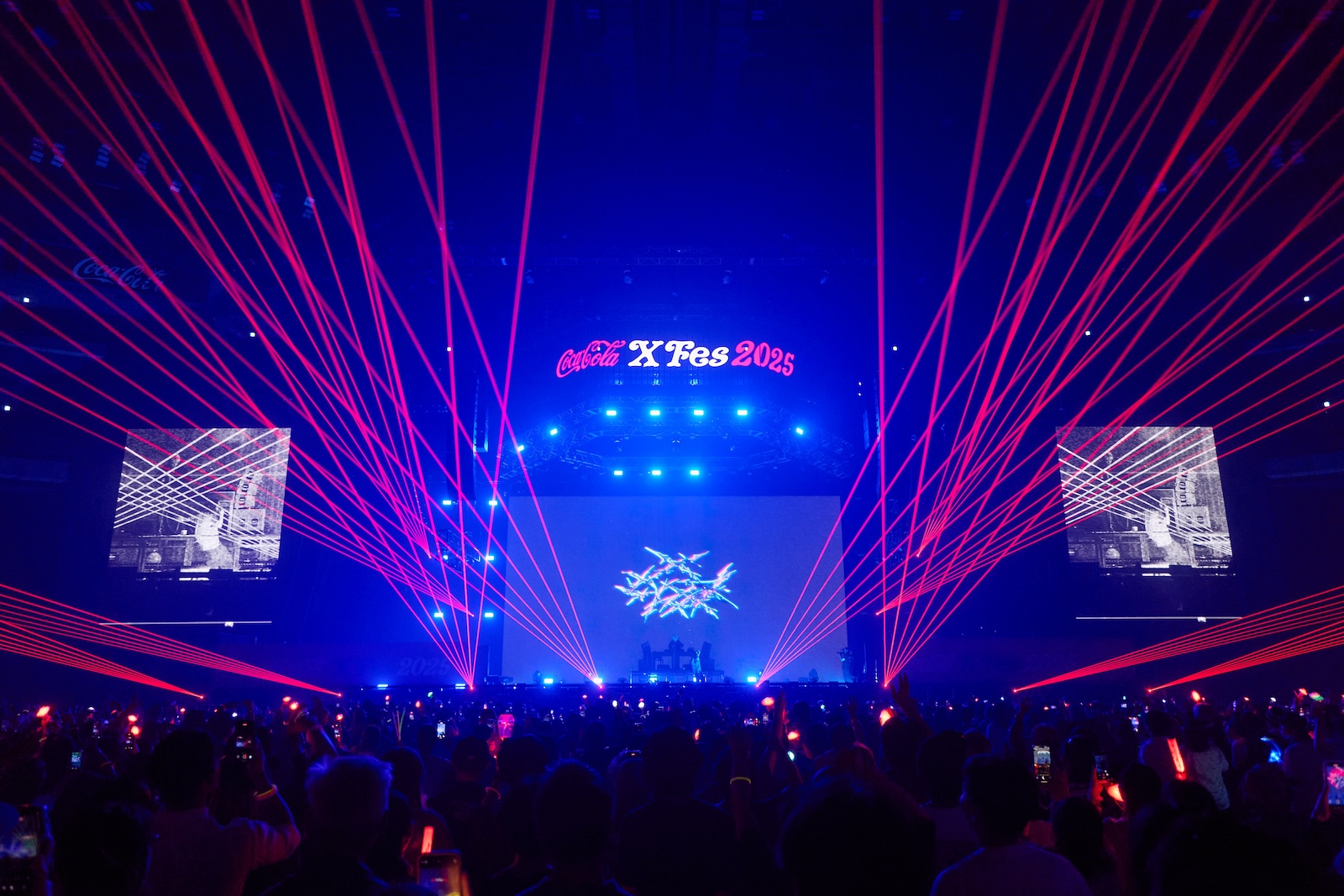 『Coca-Cola X Fes 2025』に出演したCreepy Nuts