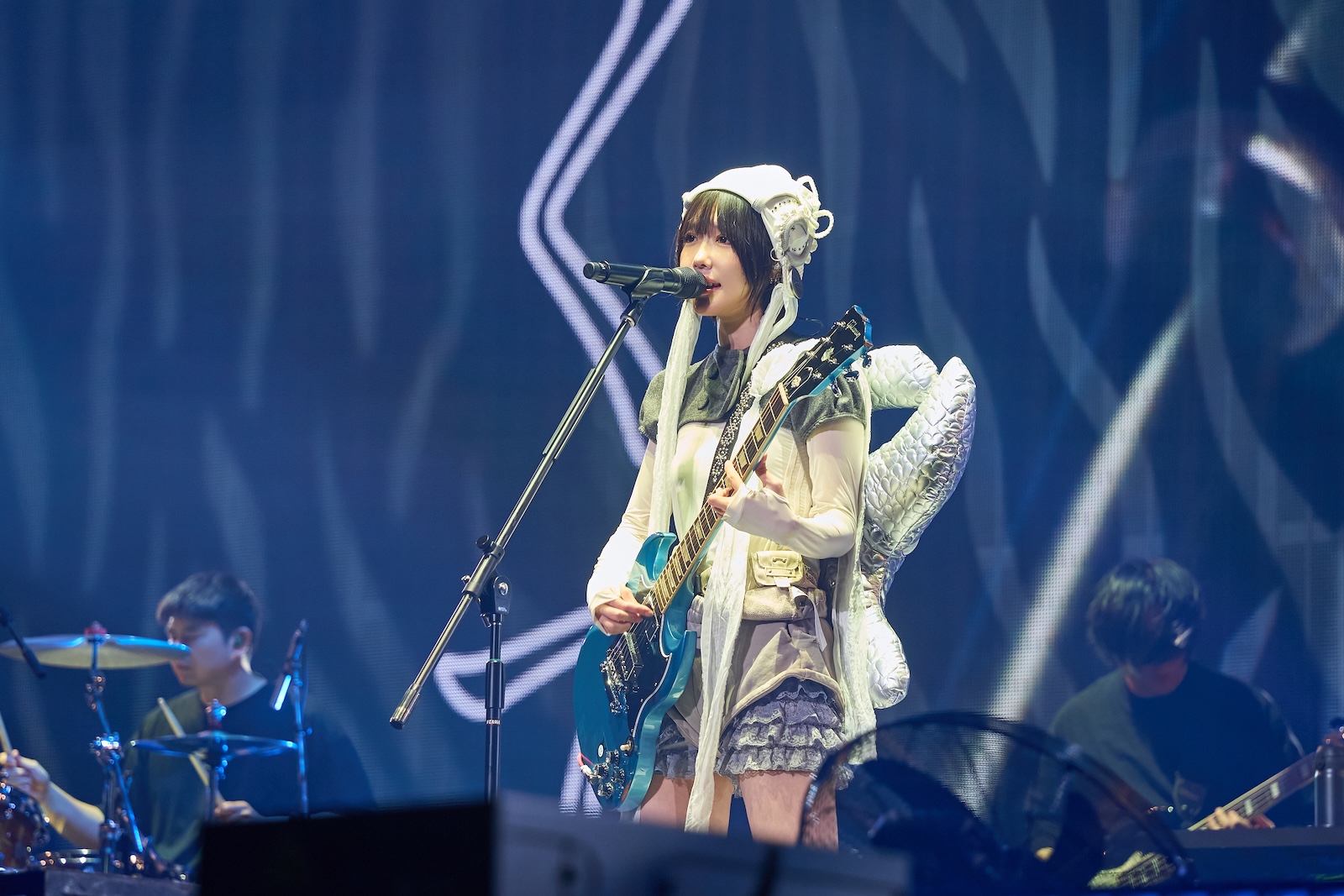 『Coca-Cola X Fes 2025』に出演したano
