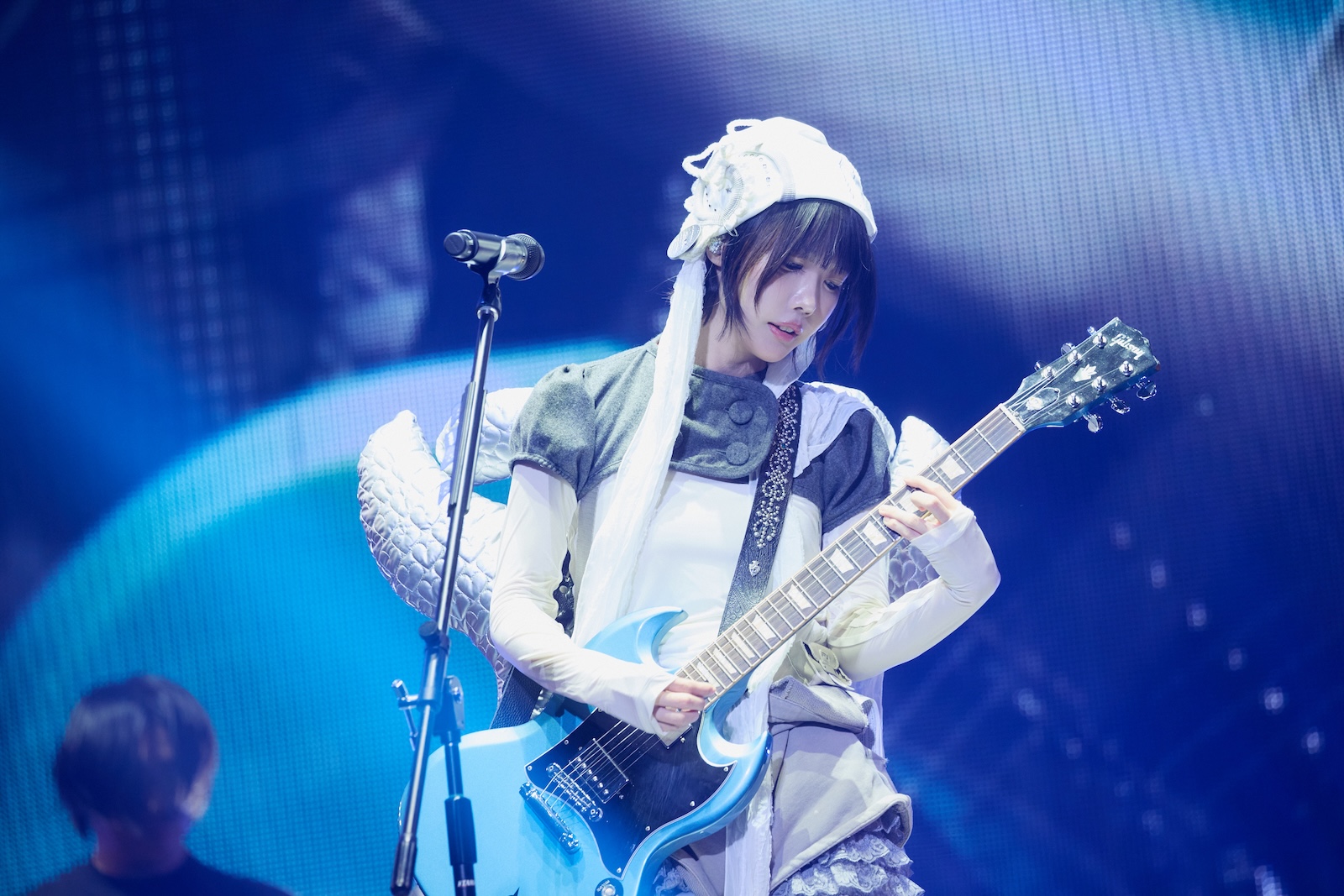 『Coca-Cola X Fes 2025』に出演したano
