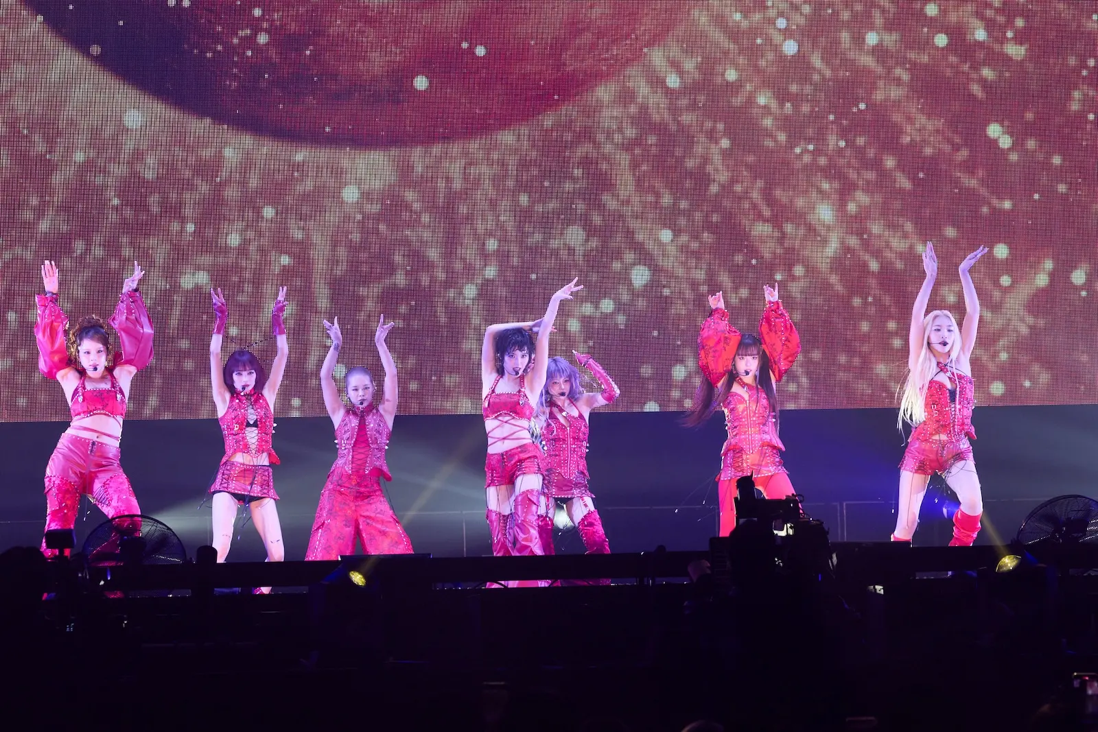 XG 『UNDEFEATED』のダンスブレイクを初披露！ &TEAMは会場と“コチる