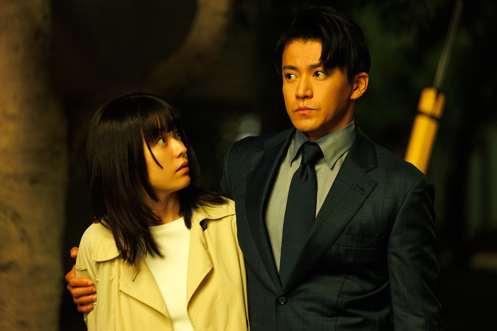 Netflixシリーズ『匿名の恋人たち』に出演する小栗旬&ハン・ヒョジュ