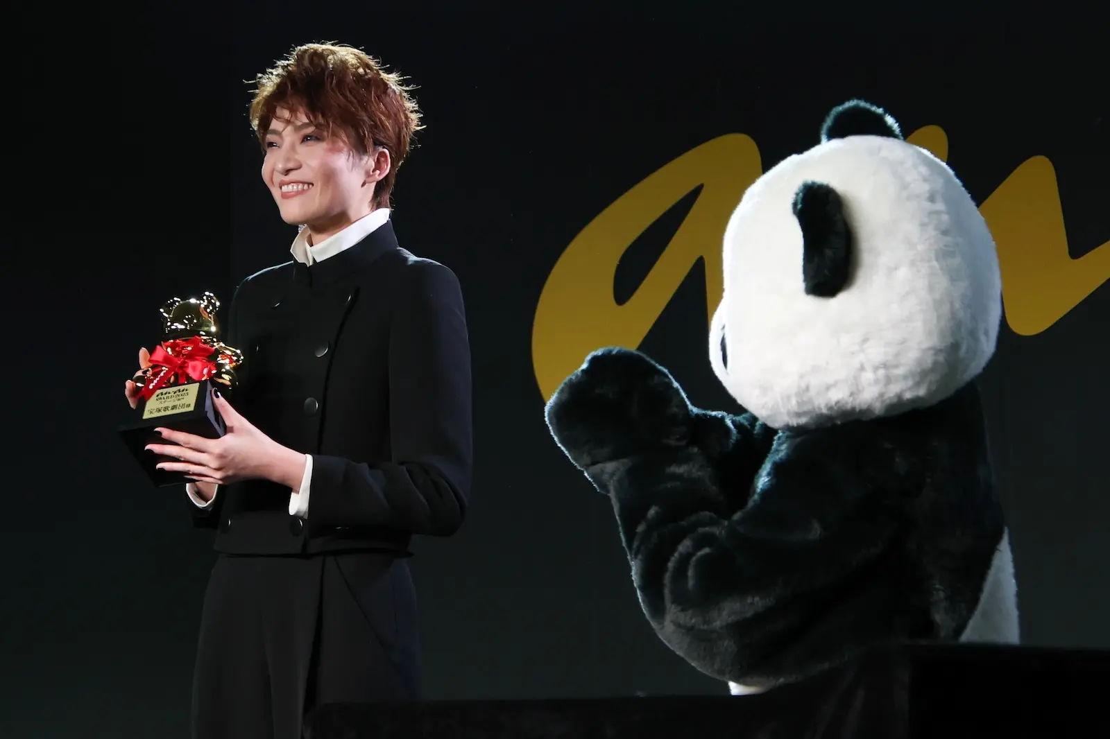 月組トップ・鳳月杏 舞台に立つ上で心掛けていることとは？宝塚歌劇団