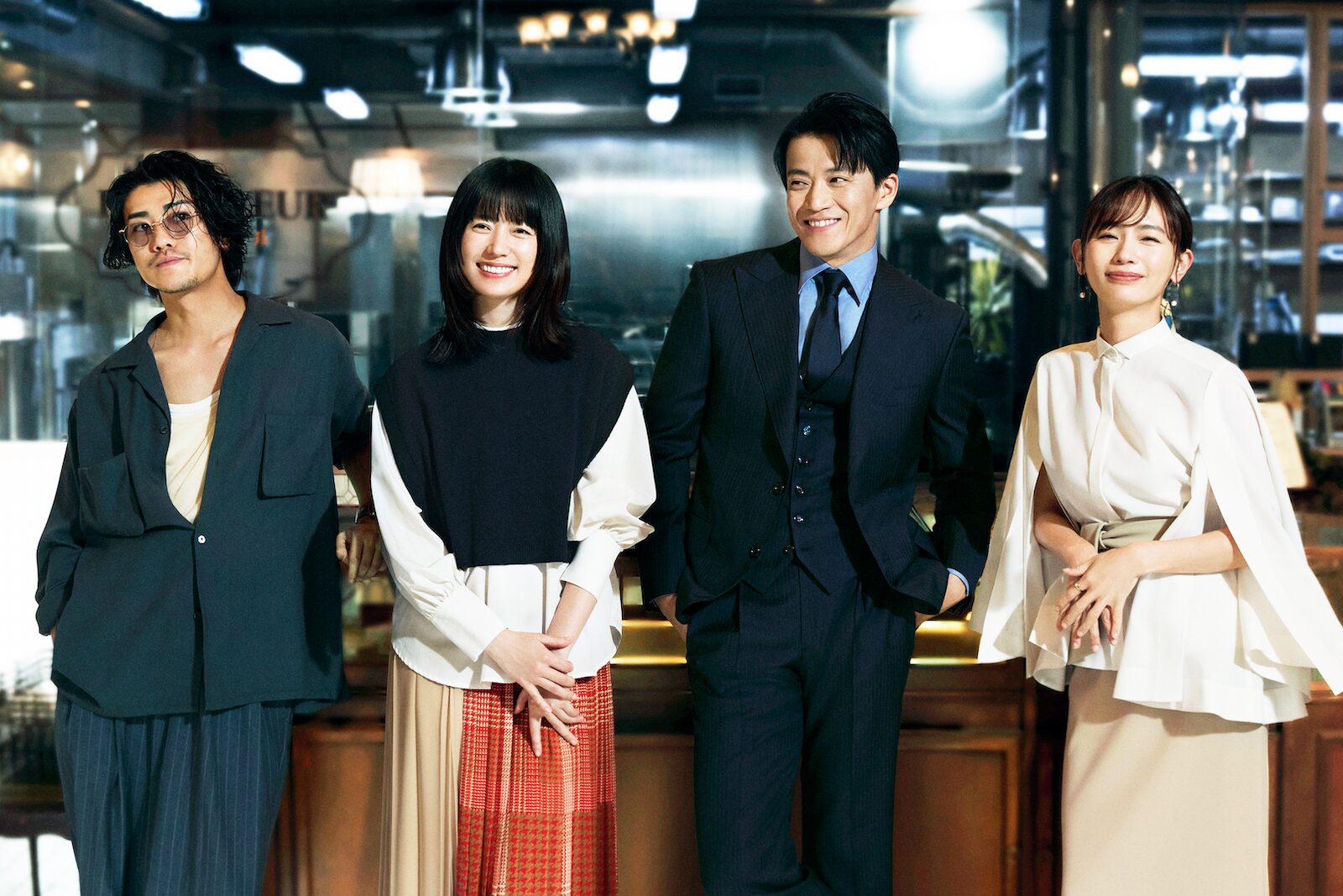 Netflixシリーズ『匿名の恋人たち』に出演する小栗旬、ハン・ヒョジュ、赤西仁、中村ゆり