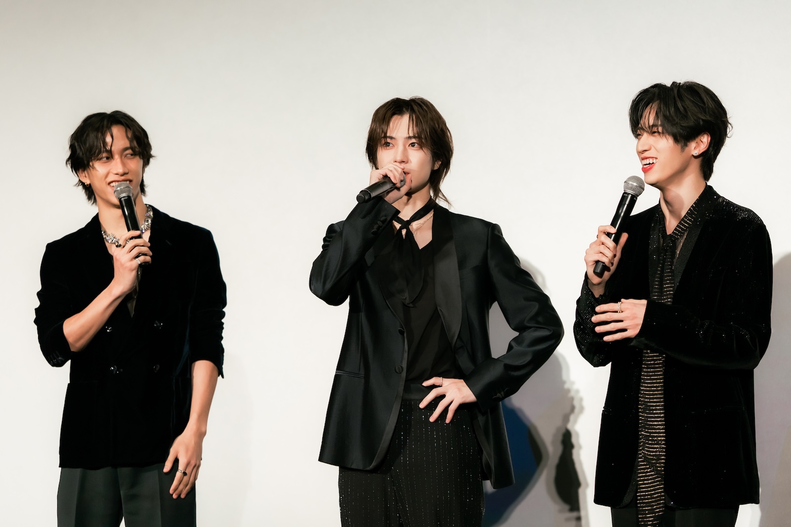 ドキュメンタリー映画「INI THE MOVIE『I Need I』」の完成披露プレミア試写会に登壇した、池﨑理人、佐野雄大、許豊凡