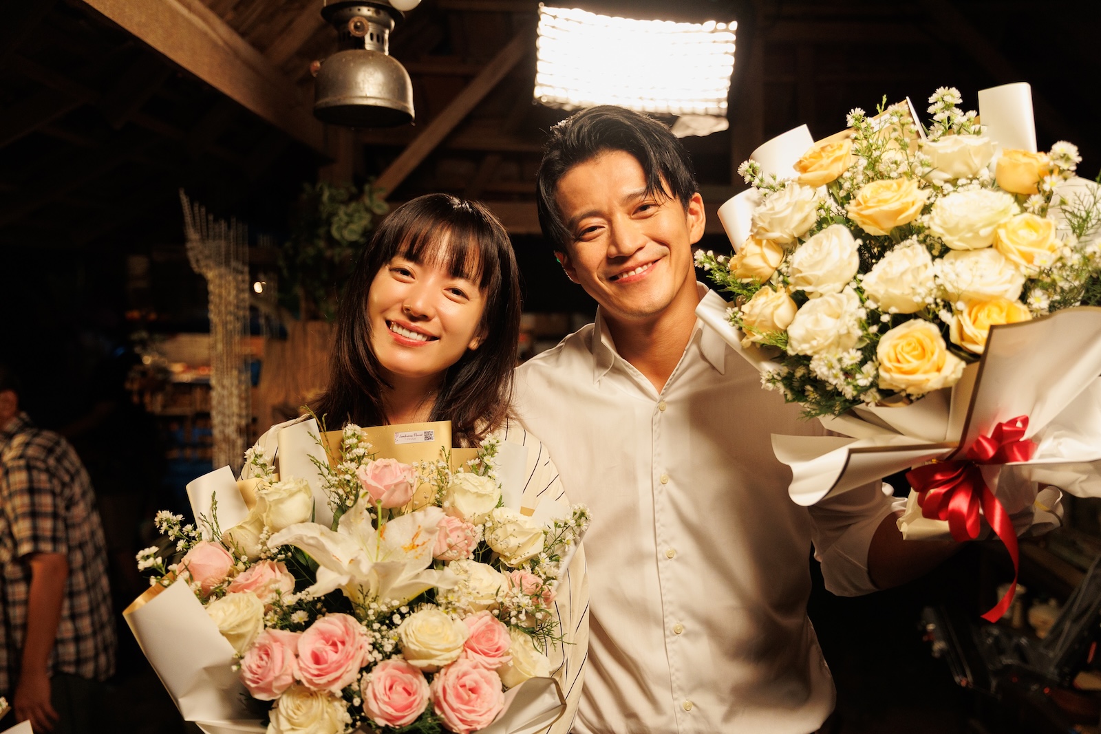 Netflixシリーズ『匿名の恋人たち』に出演する小栗旬・ハン・ヒョジュ