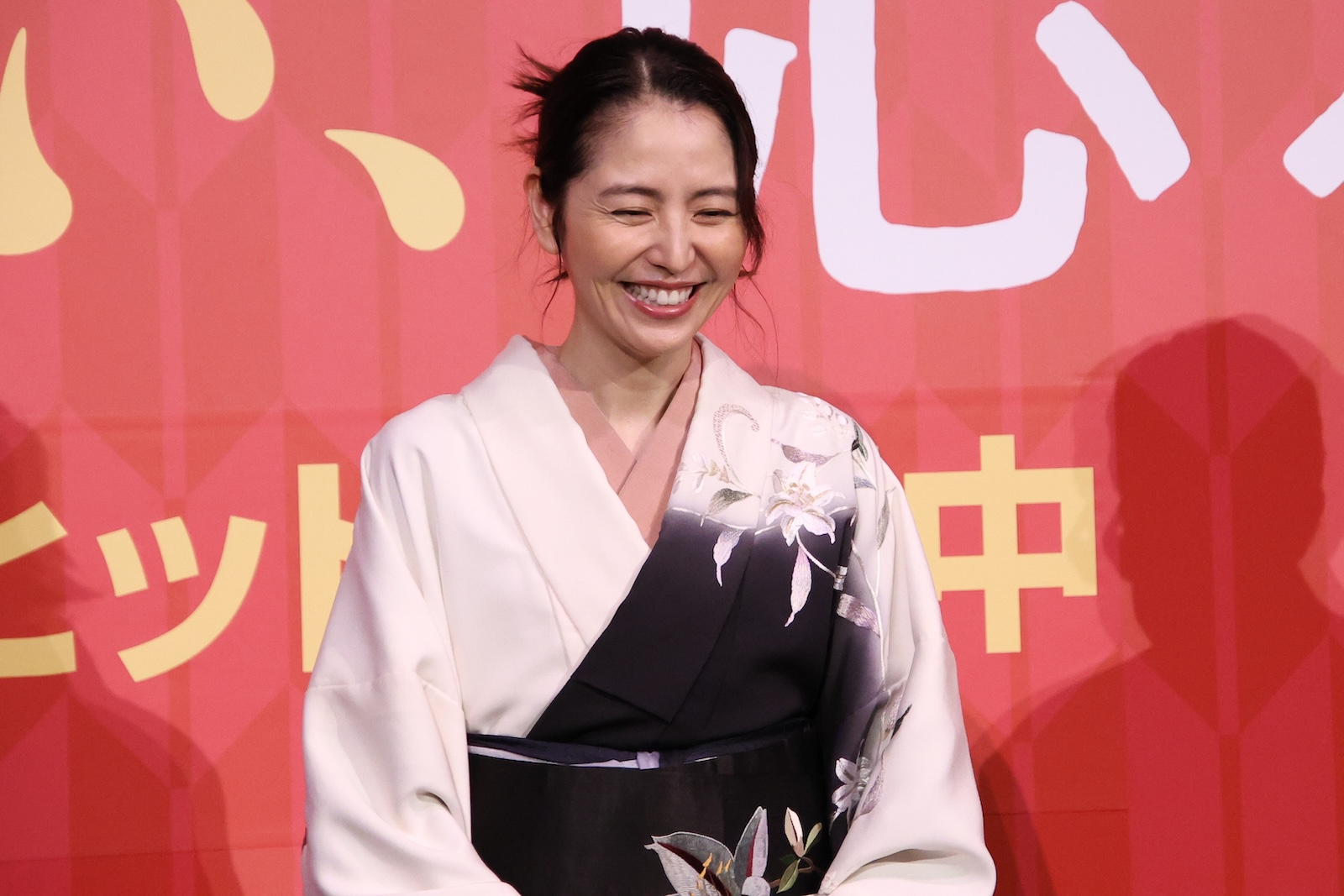 映画『おーい、応為』の初日舞台挨拶に登壇した長澤まさみ