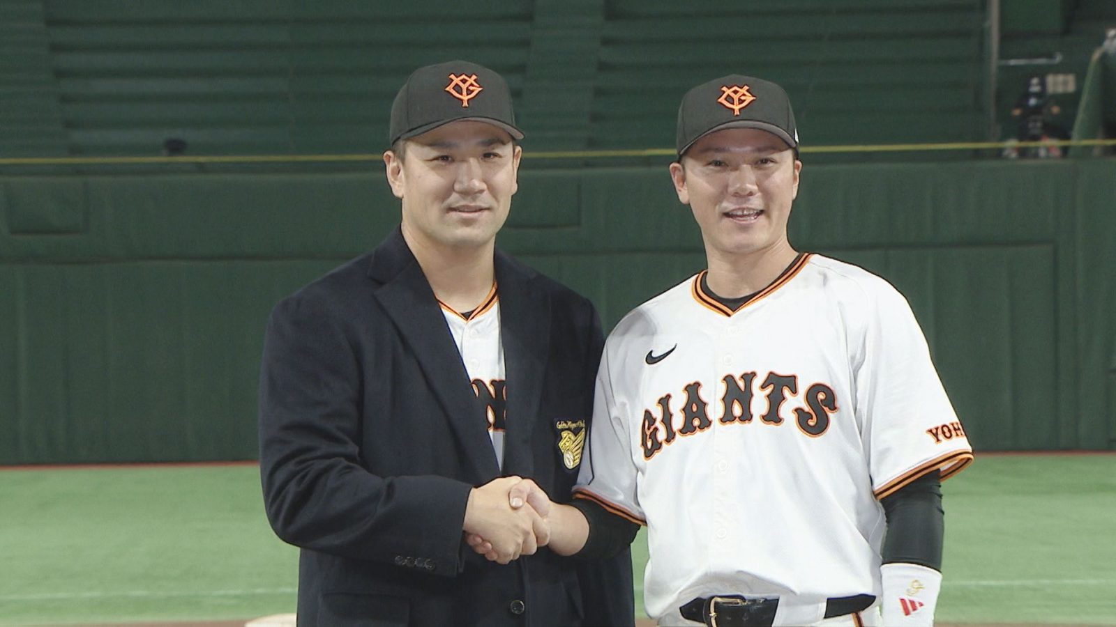 田中将大投手と坂本勇人選手の写真