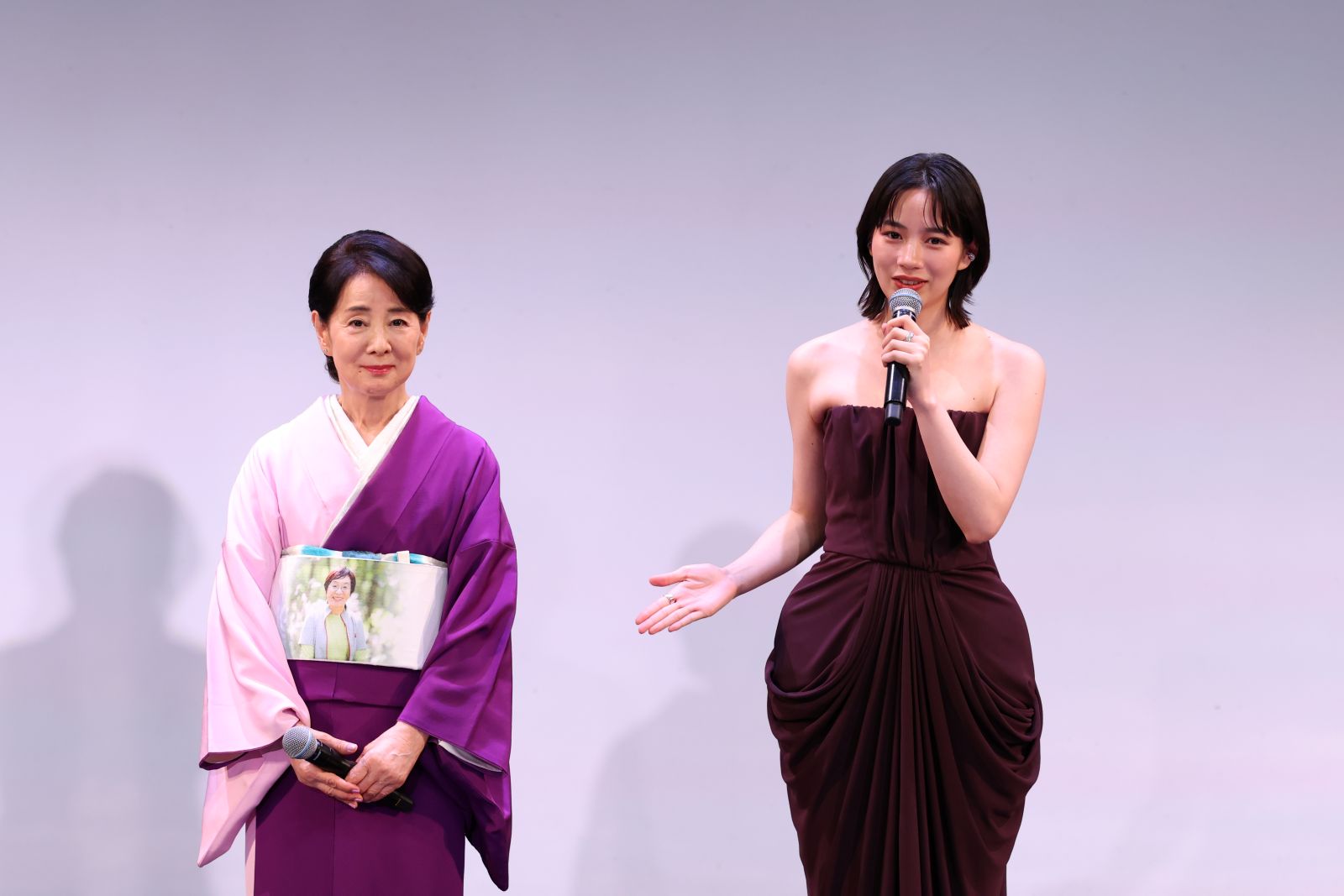 吉永小百合、のんの写真