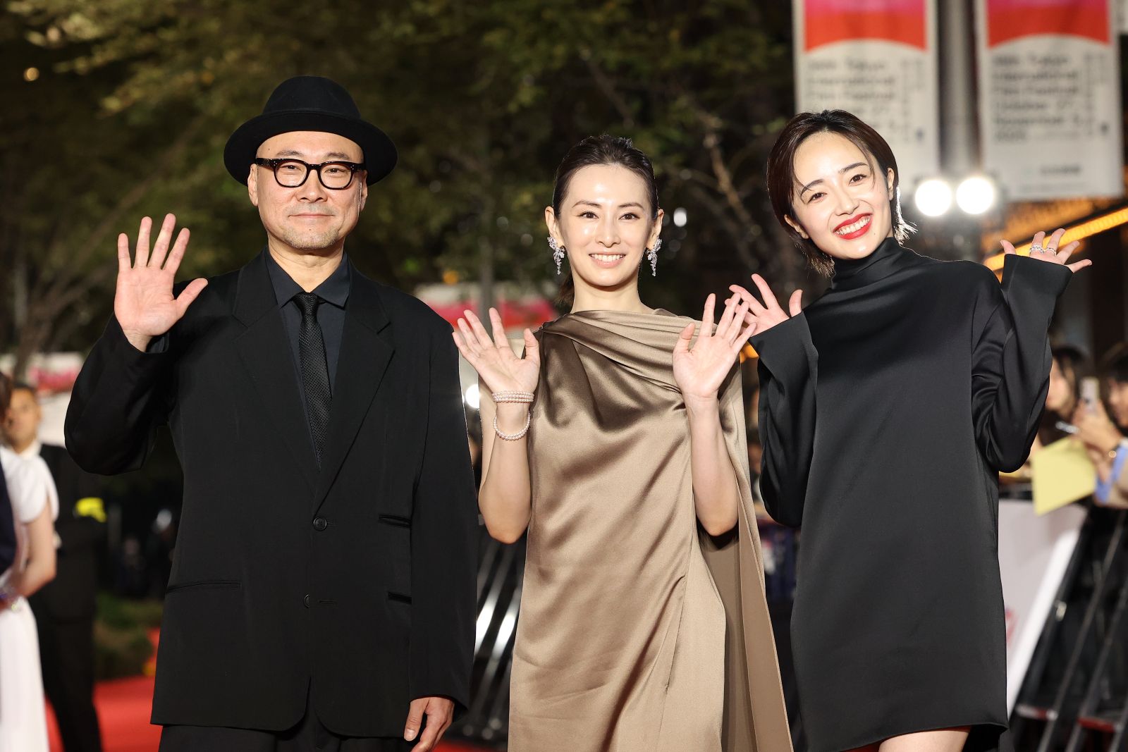 北川景子、森田望智の写真