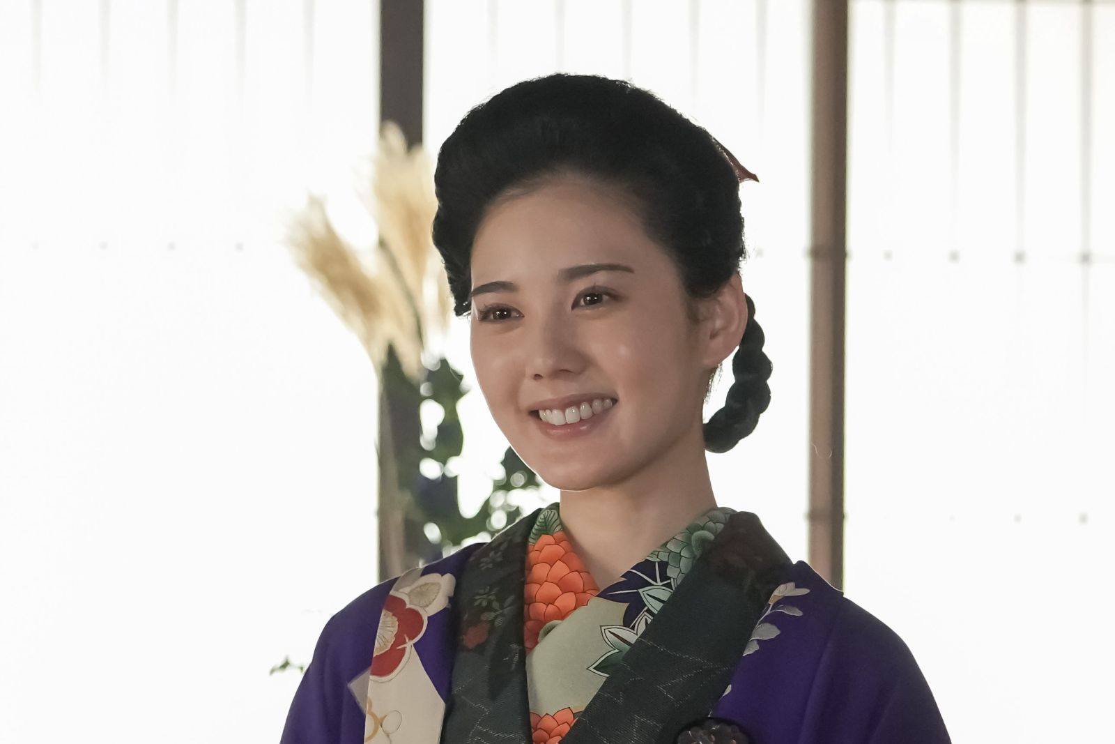 江藤リヨ役・北香耶の写真