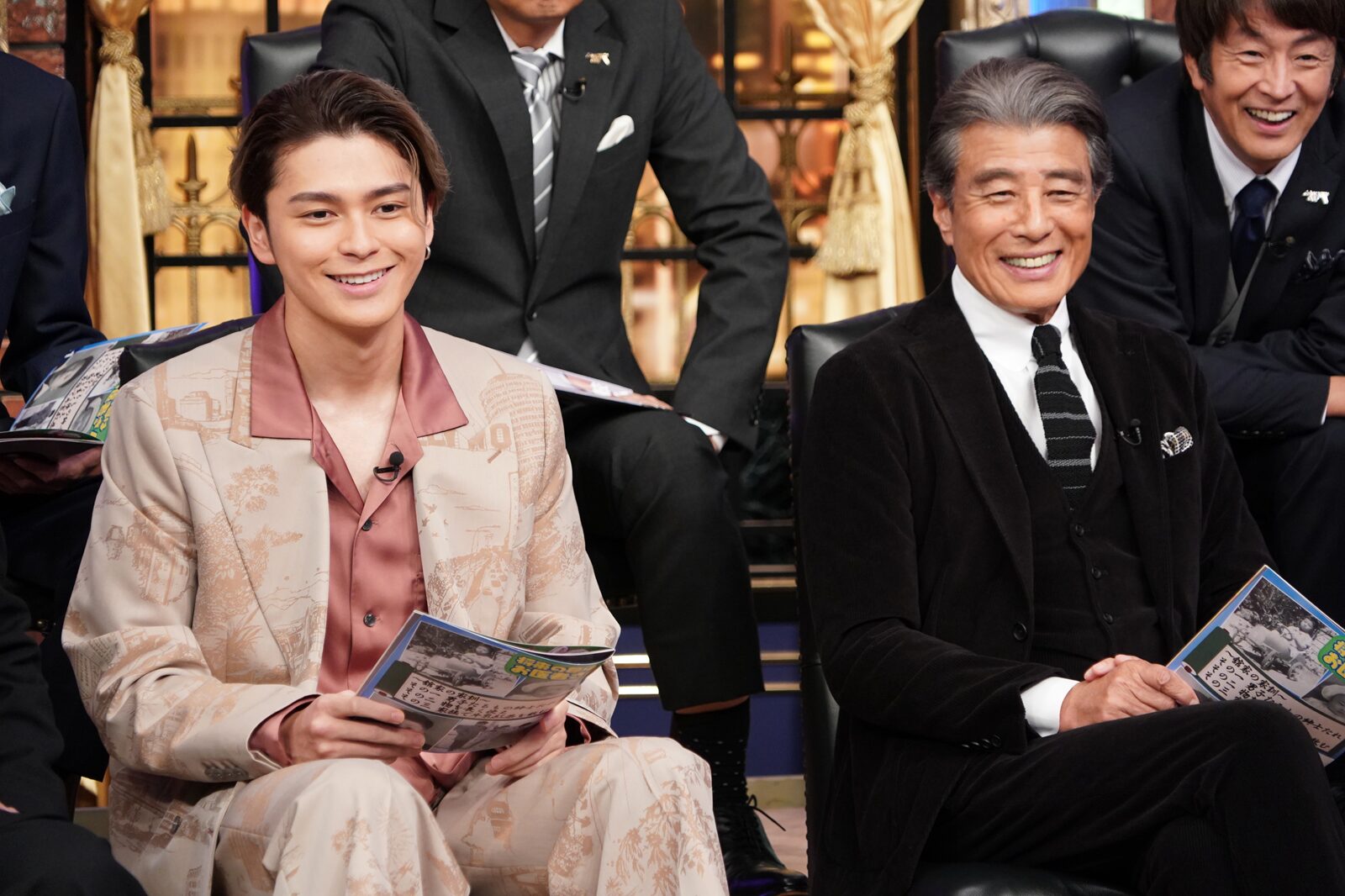 眞栄田郷敦の写真、舘ひろしの写真